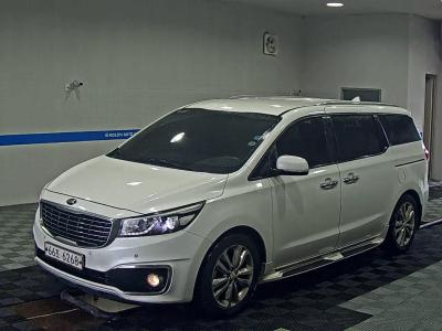 2016 Kia Carnival