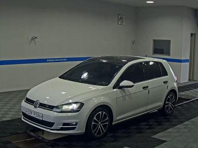Volkswagen Golf 2015 — фото з SellCar Auction