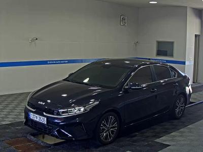KIA THE NEW K3 1.6 GASOLINE SIGNATURE