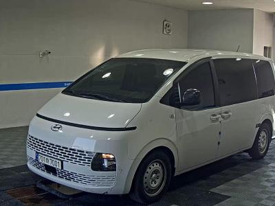 2022 Hyundai Staria