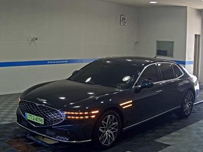 2023 Genesis G90