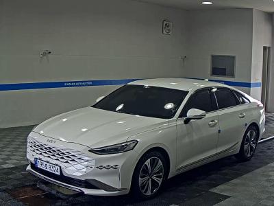 2023 Kia K8