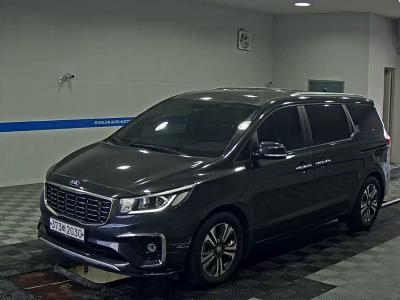 2020 Kia Carnival