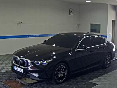 2025 BMW 5 Series