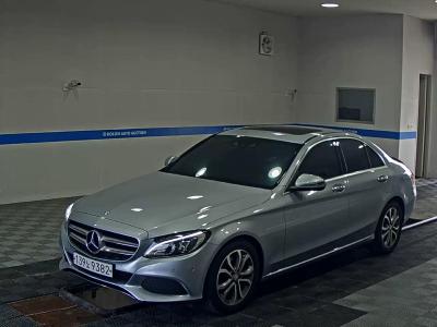 2017 Mercedes-Benz C-Class