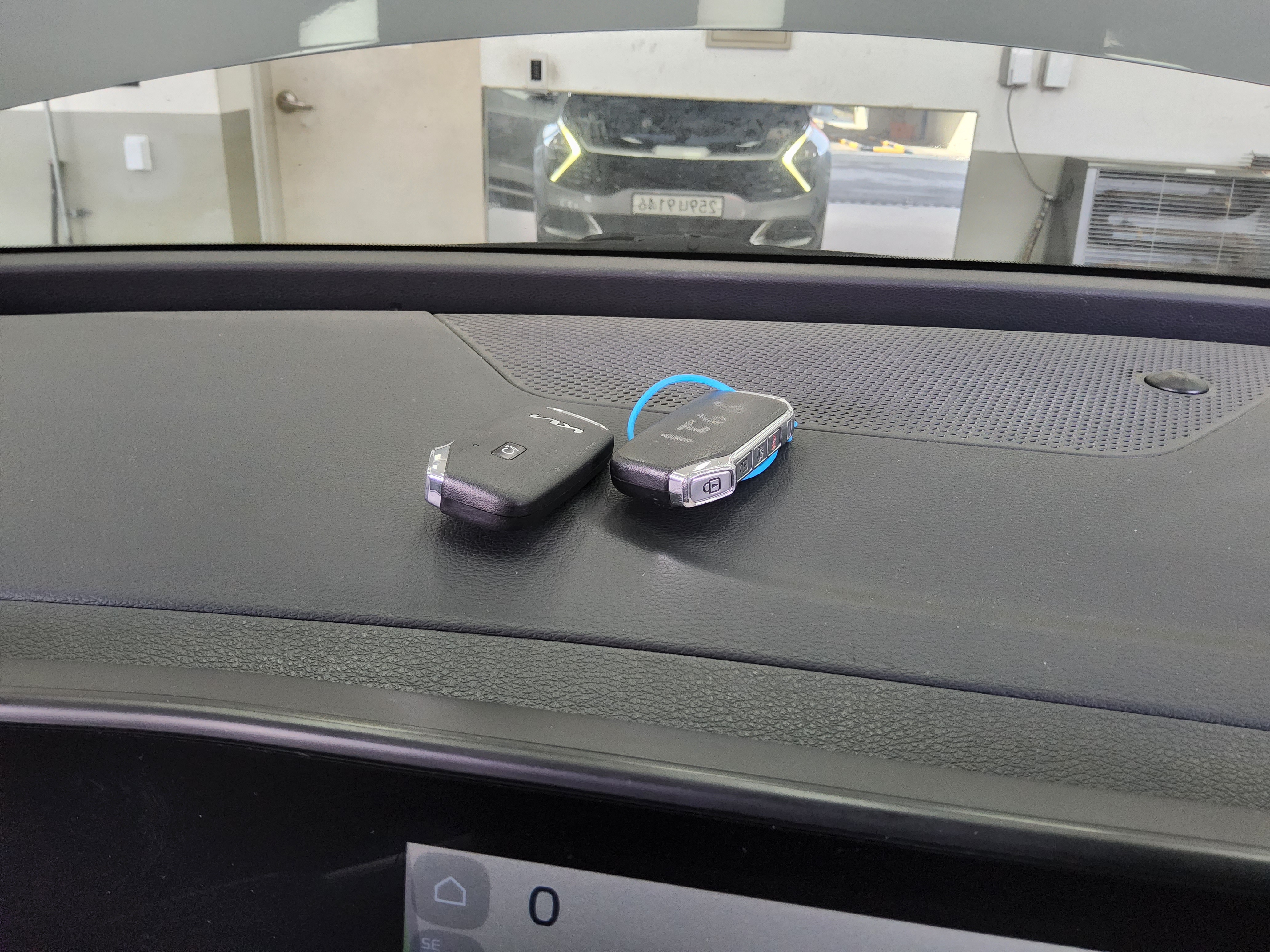 Kia Other 2023 - Image 16