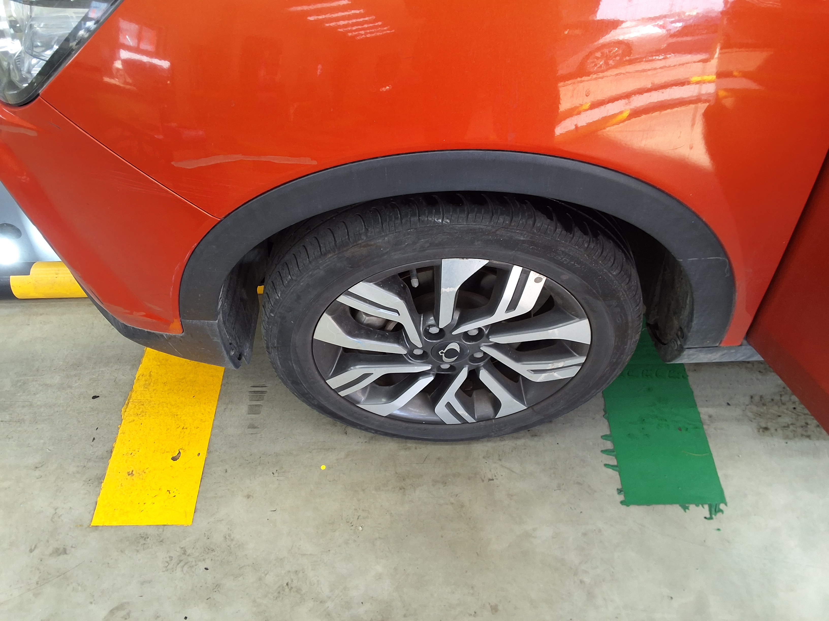 KG Mobility Tivoli 2019 - Image 19