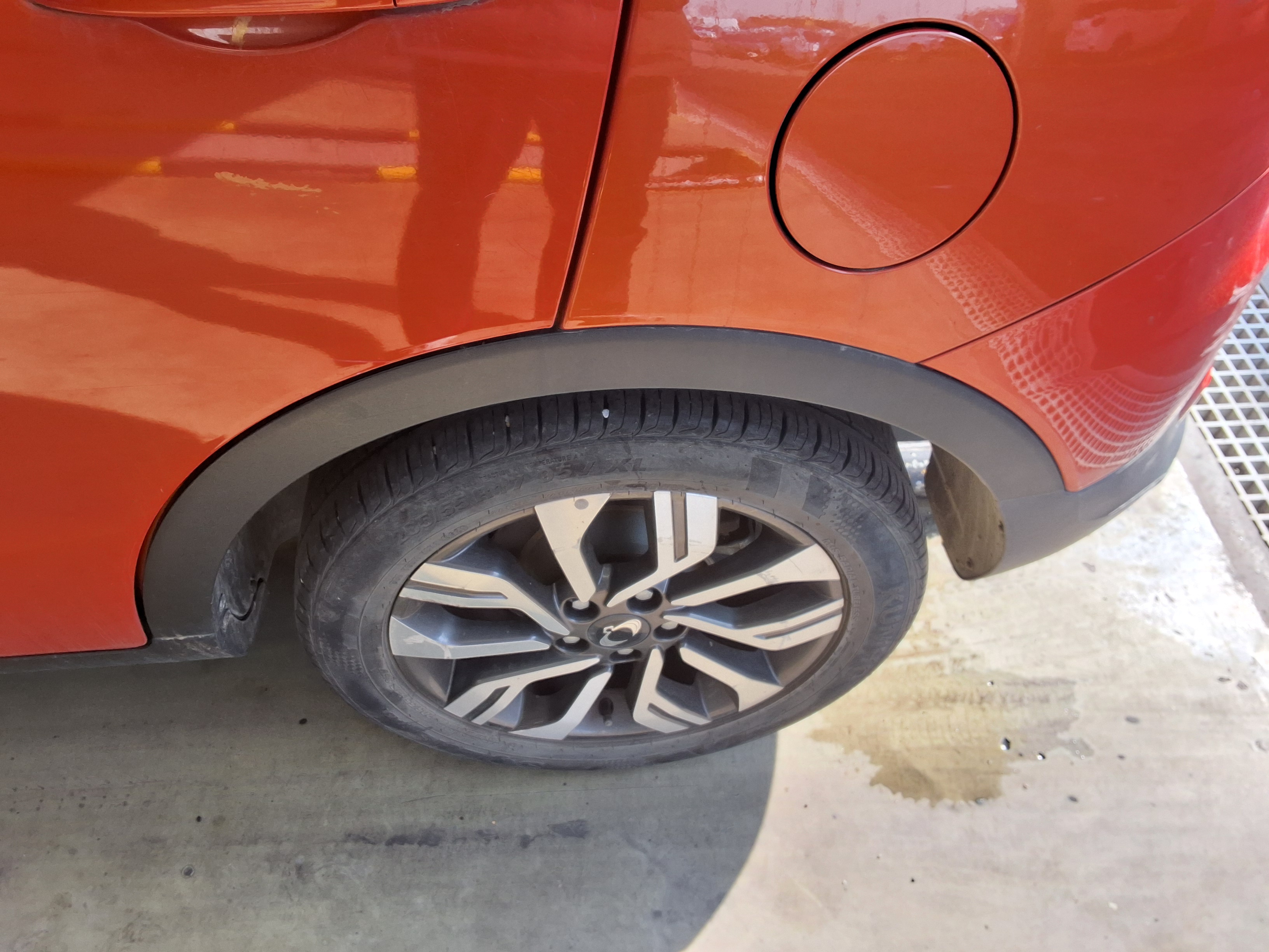 KG Mobility Tivoli 2019 - Image 20