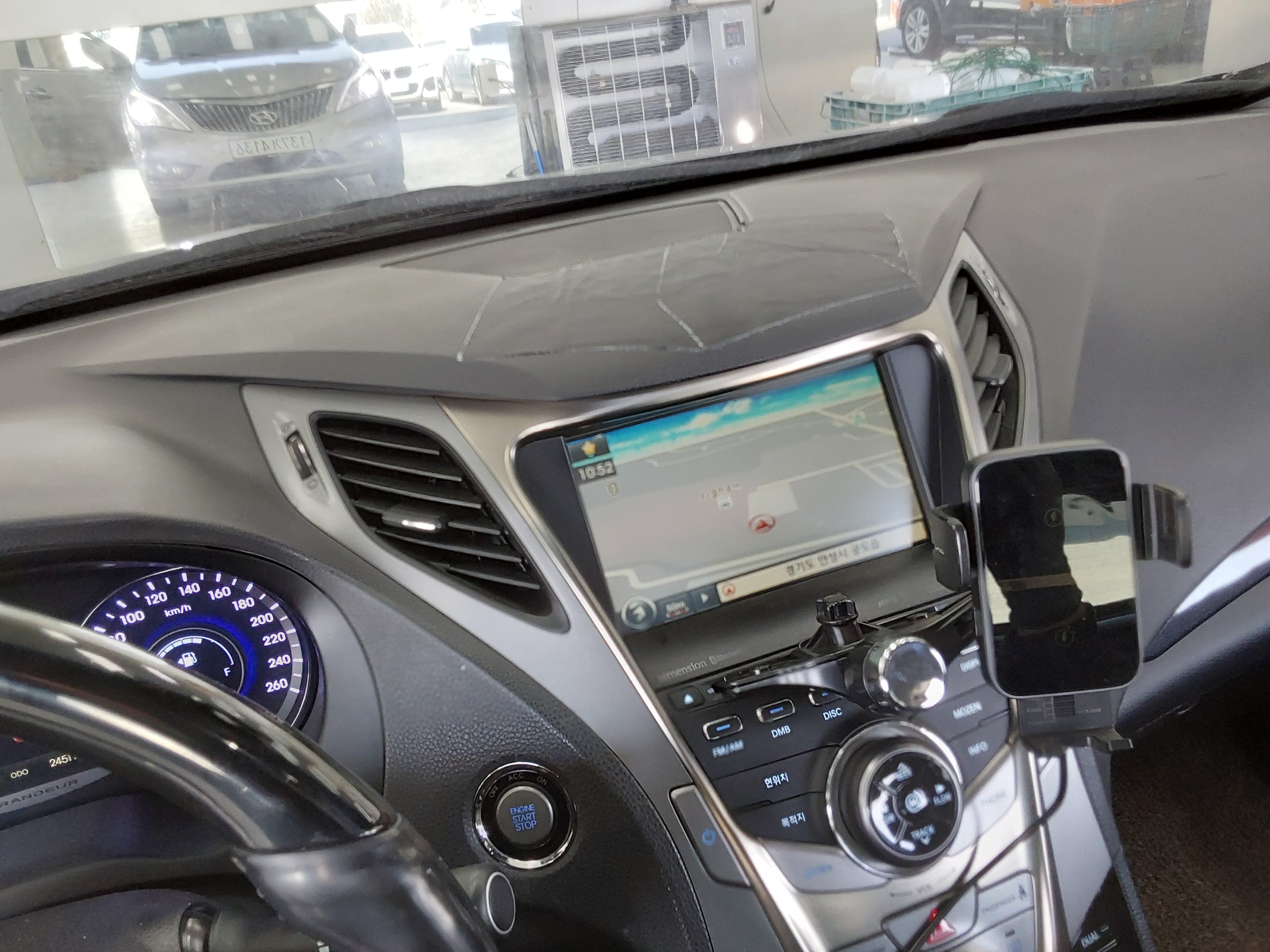 Hyundai  그랜저HG 2012 - Image 16