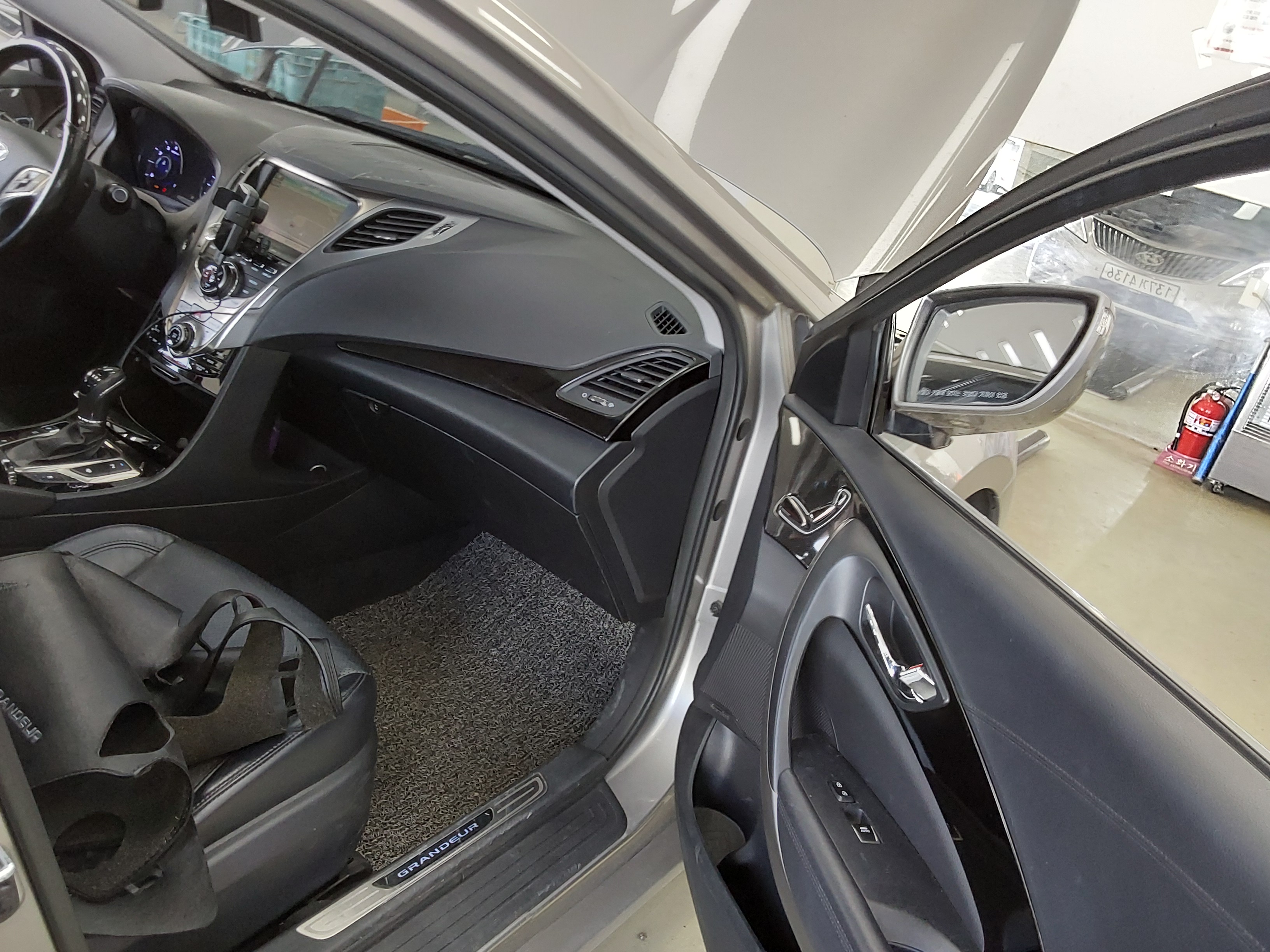 Hyundai  그랜저HG 2012 - Image 13