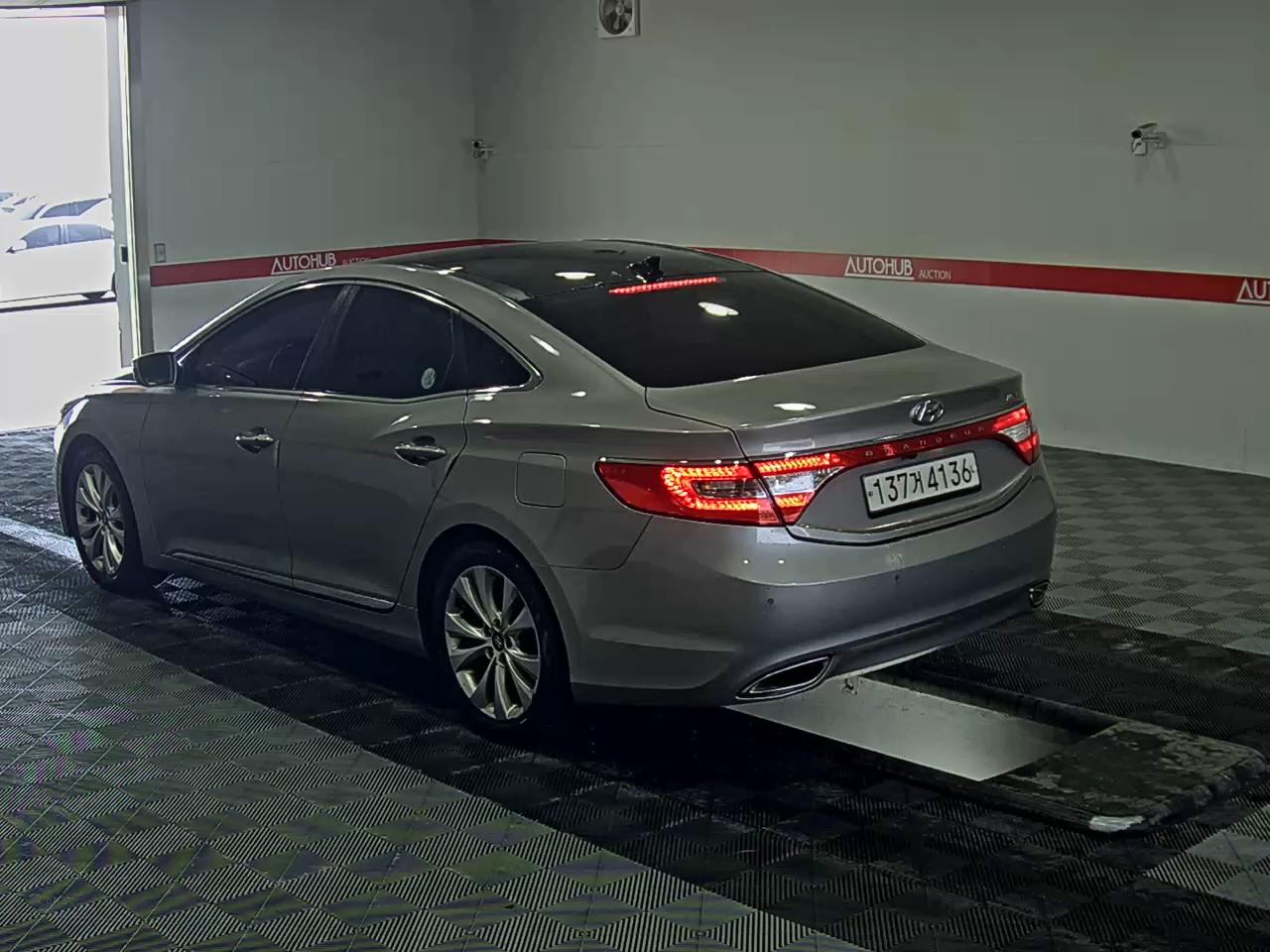 Hyundai  그랜저HG 2012 - Image 5