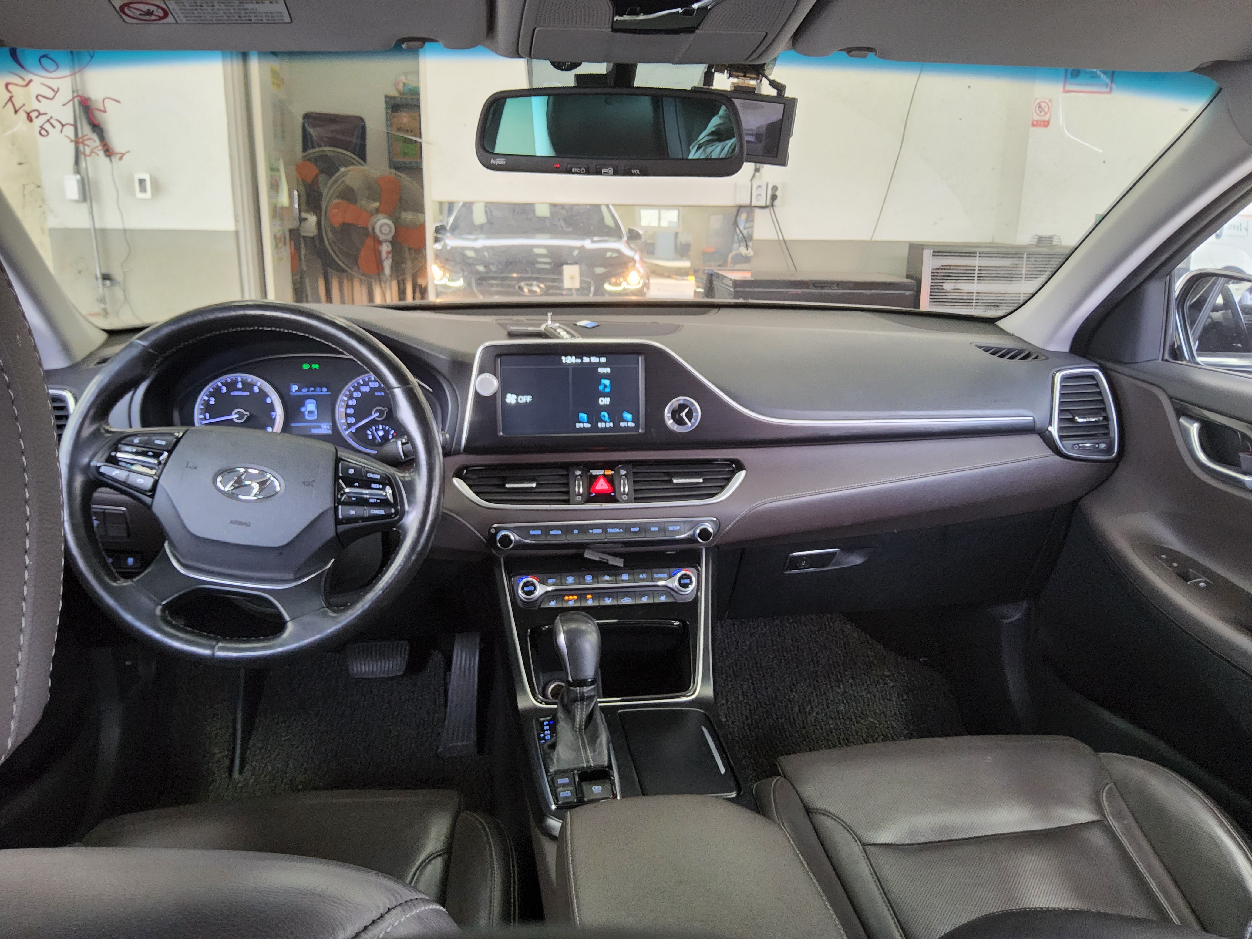 Hyundai  그랜저IG 2018 - Image 10