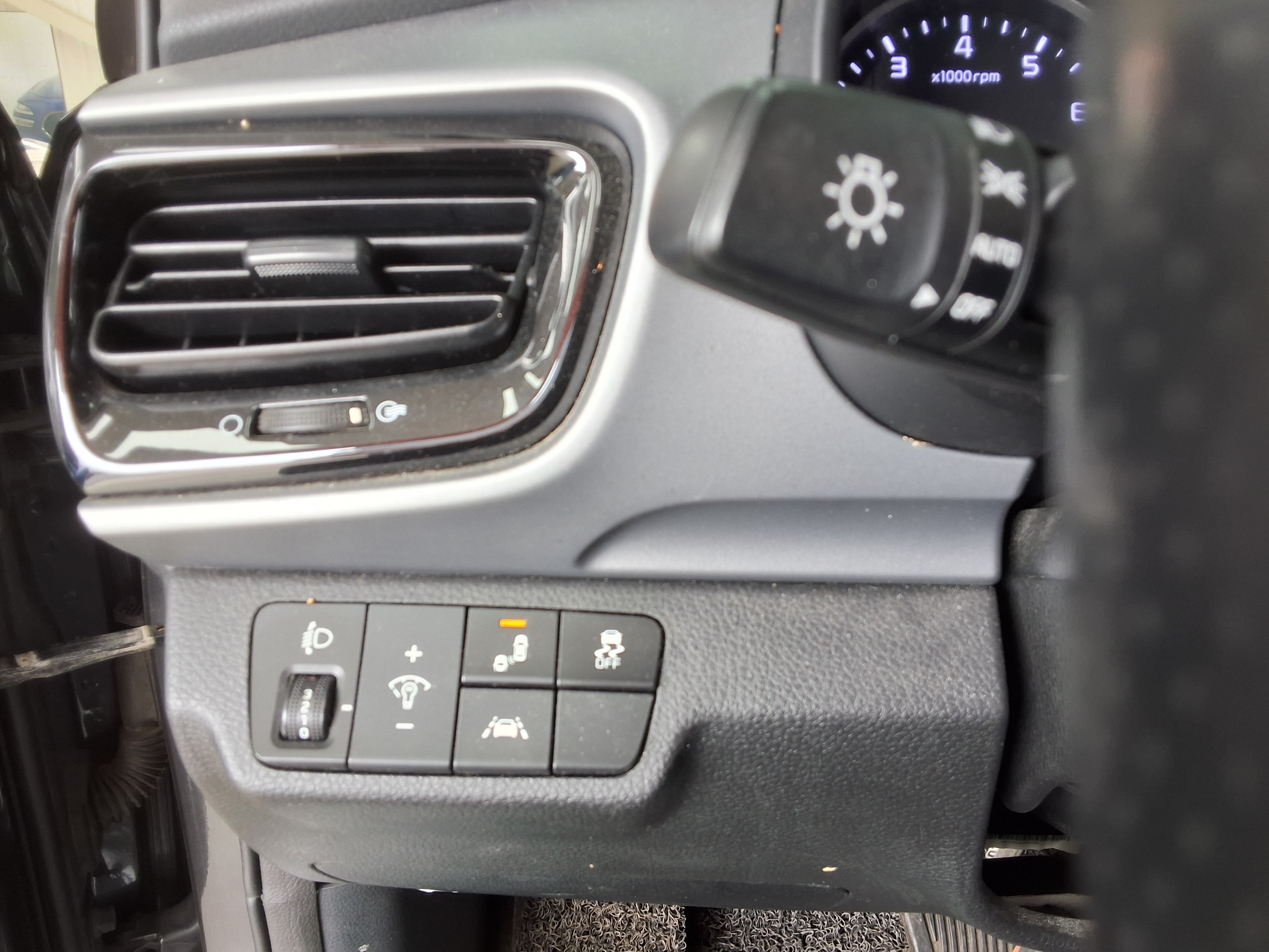 Kia Stonic 2019 - Image 17