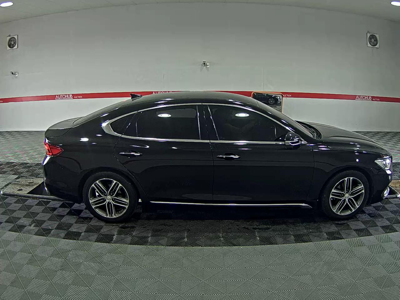 Hyundai  그랜저IG 2018 - Image 3