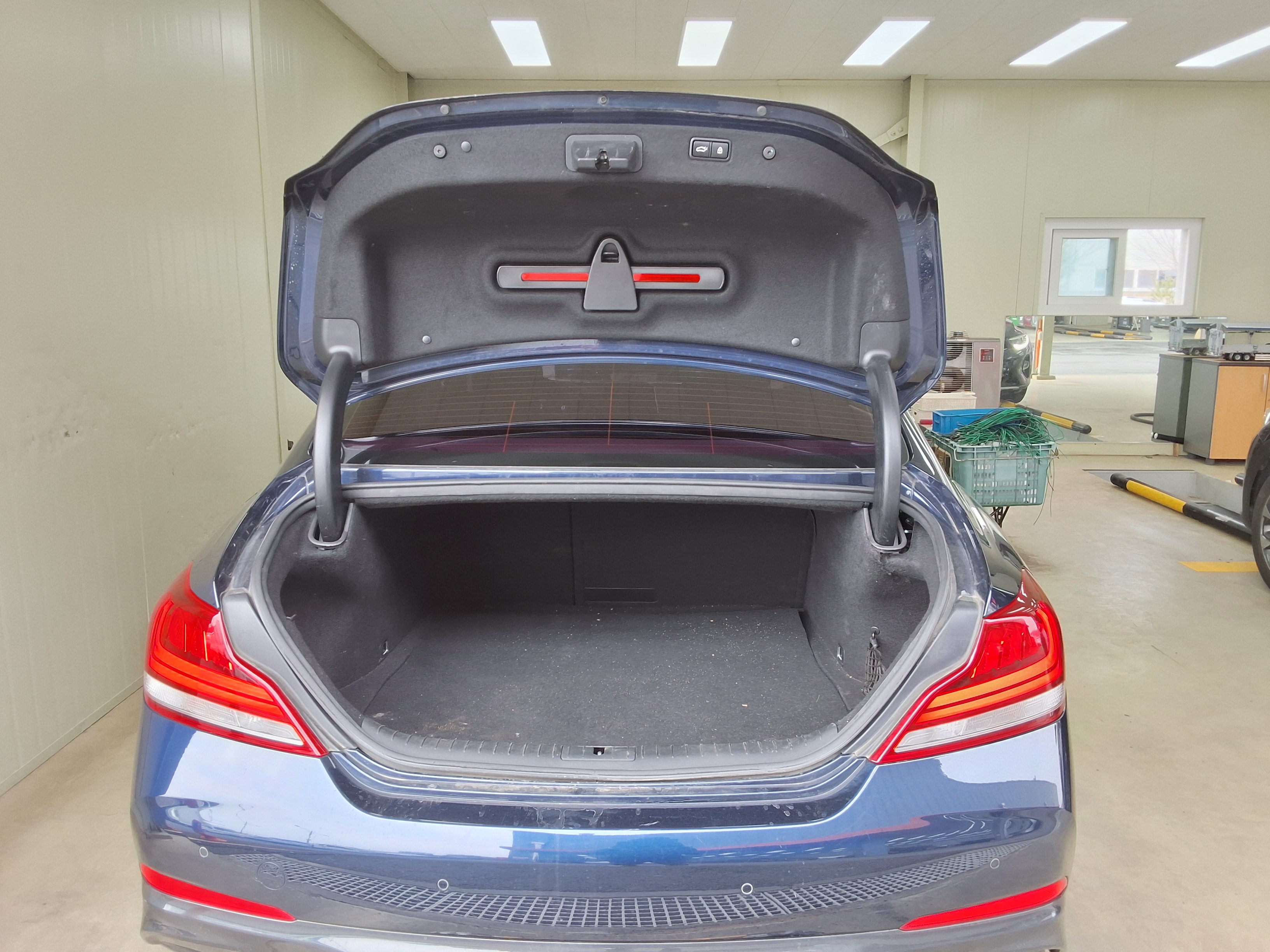 Genesis G70 2020 - Image 14