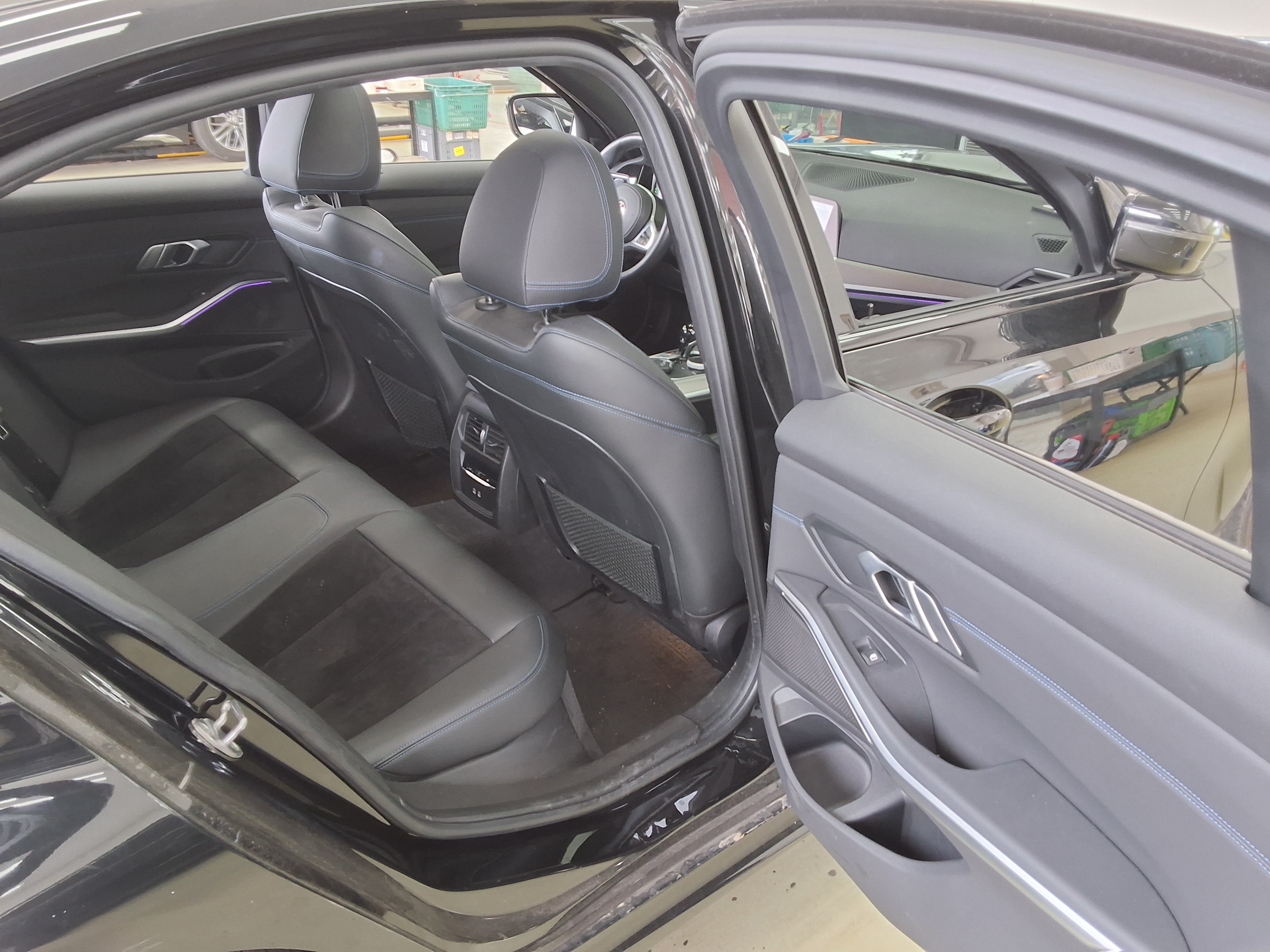 BMW 3 Series 2021 - Image 12