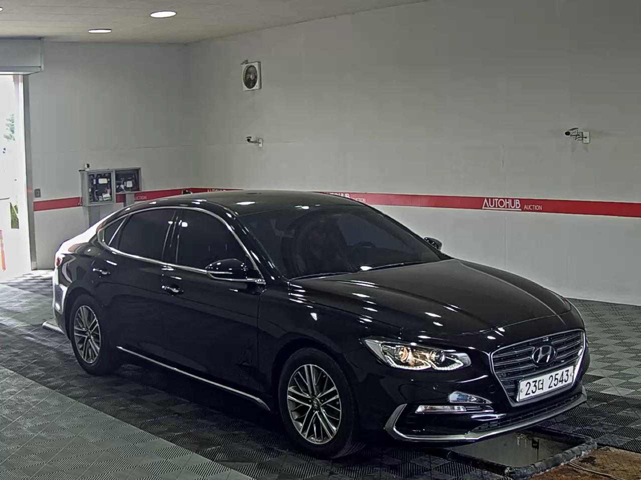 Hyundai Grandeur - 2