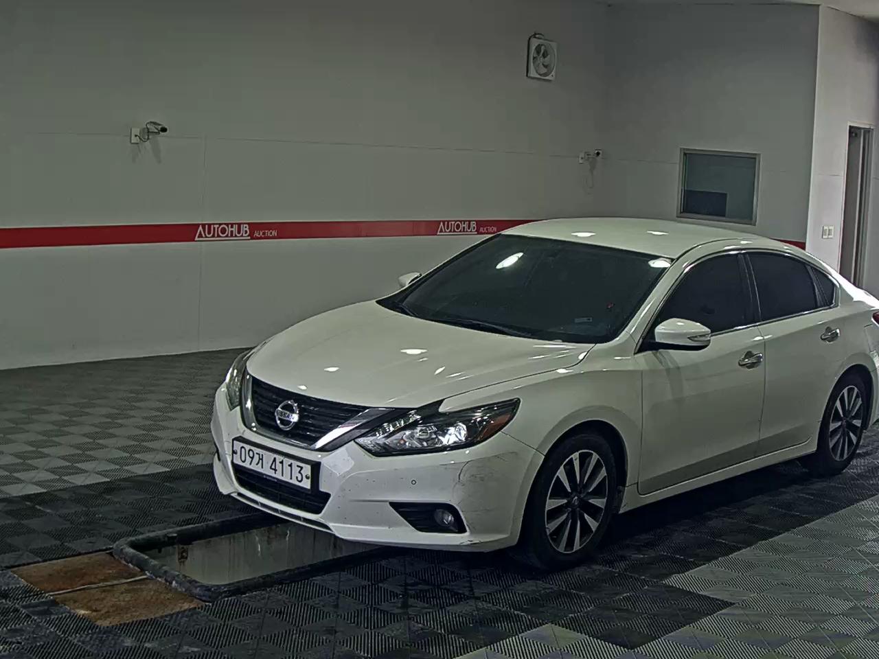 Nissan Altima
