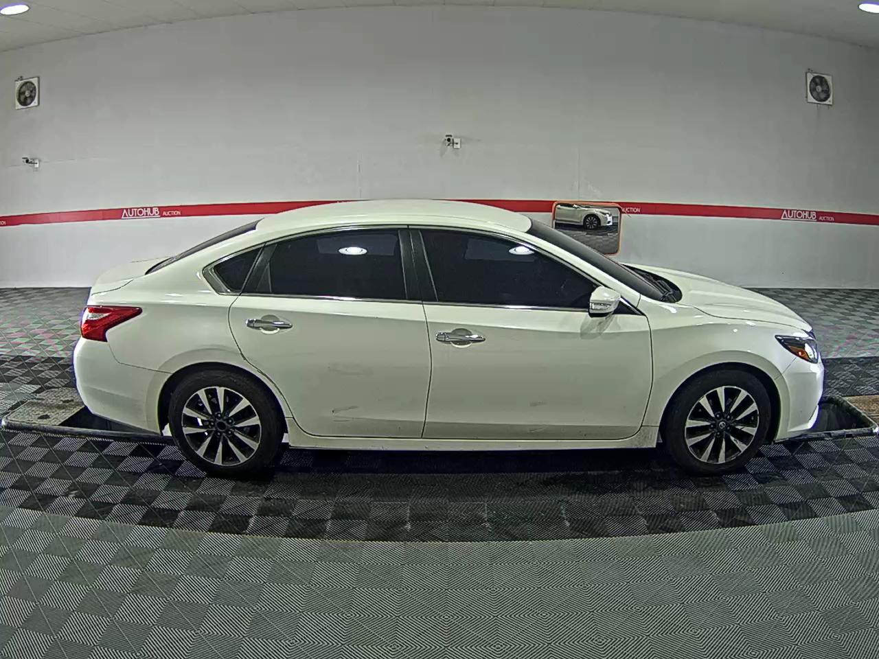 Nissan Altima 2017 - Image 3