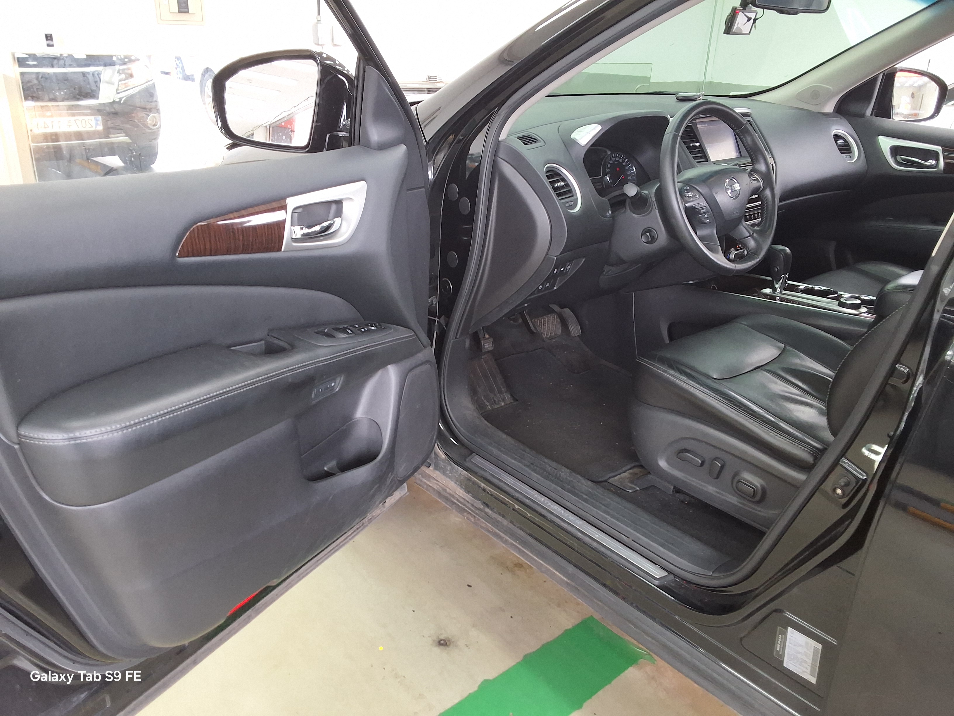 NISSAN 패스파인더 - 9
