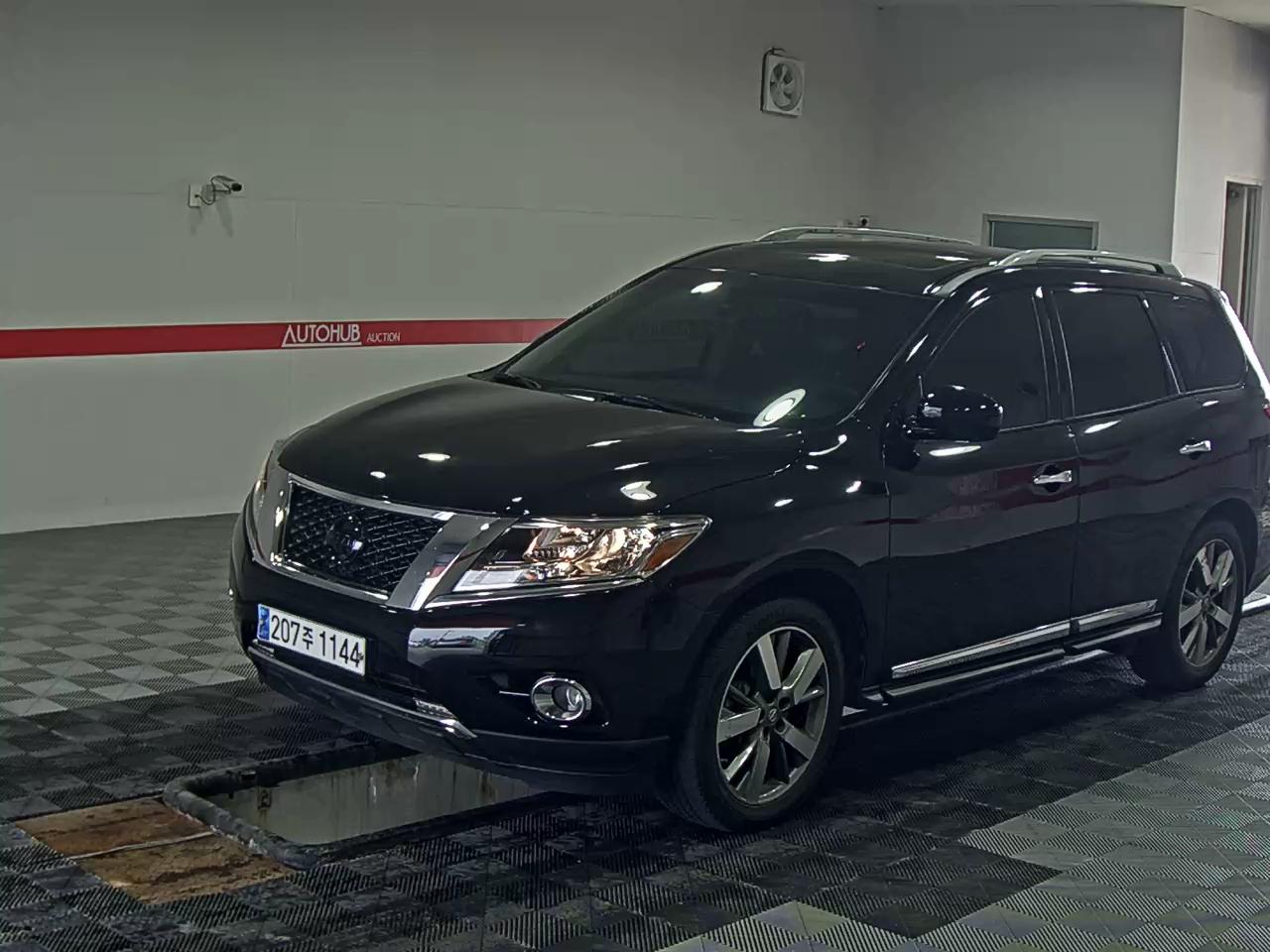 NISSAN 패스파인더