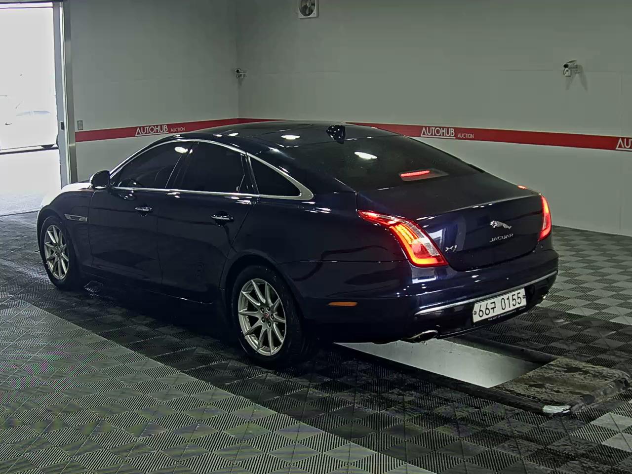 Jaguar Jaguar 2016 - Image 5