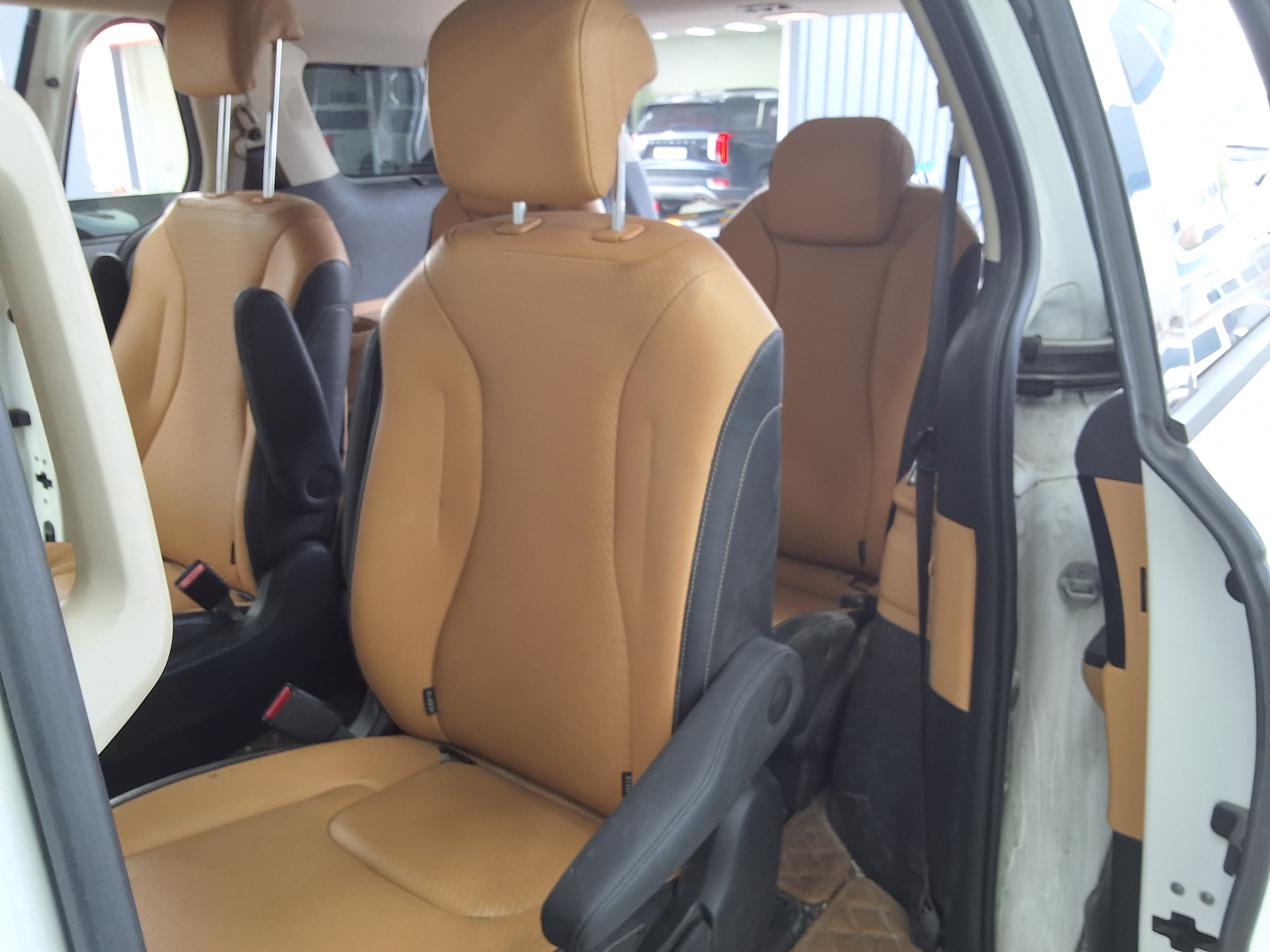 كيا كارنيفال 2023 - صورة 11