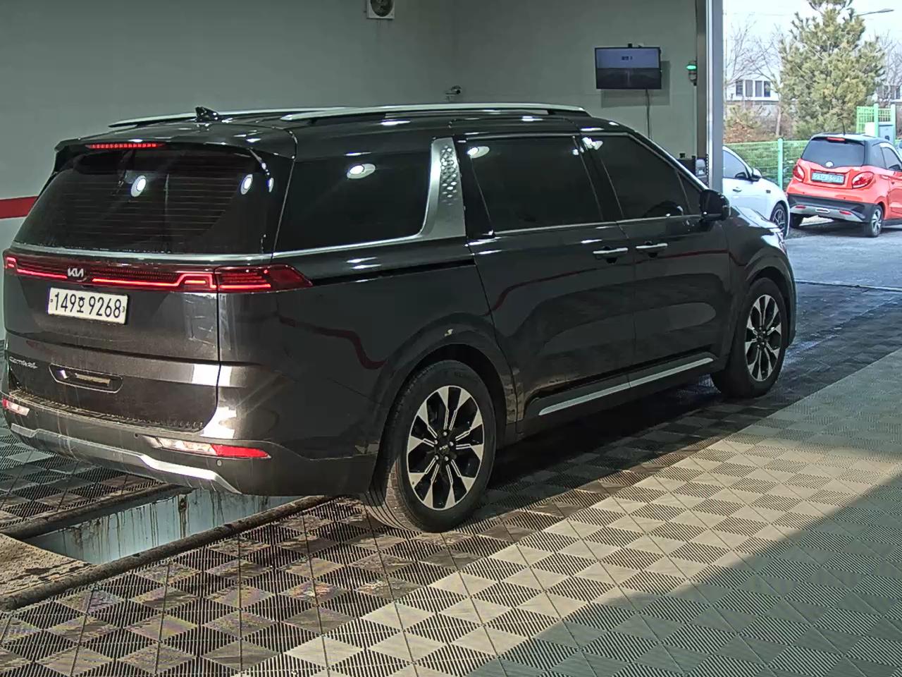 كيا كارنيفال 2021 - صورة 4