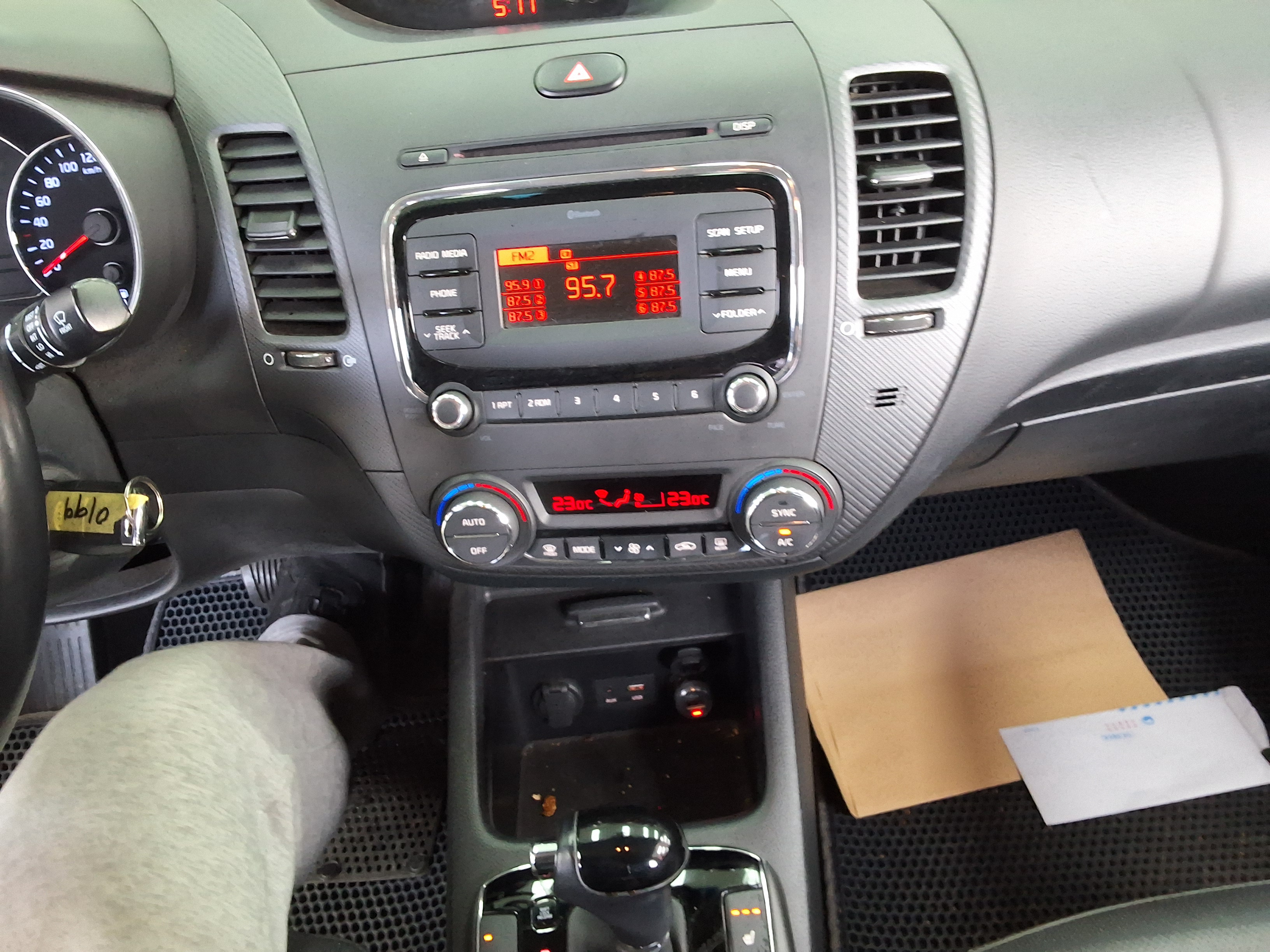 Kia K3 2016 - Image 21