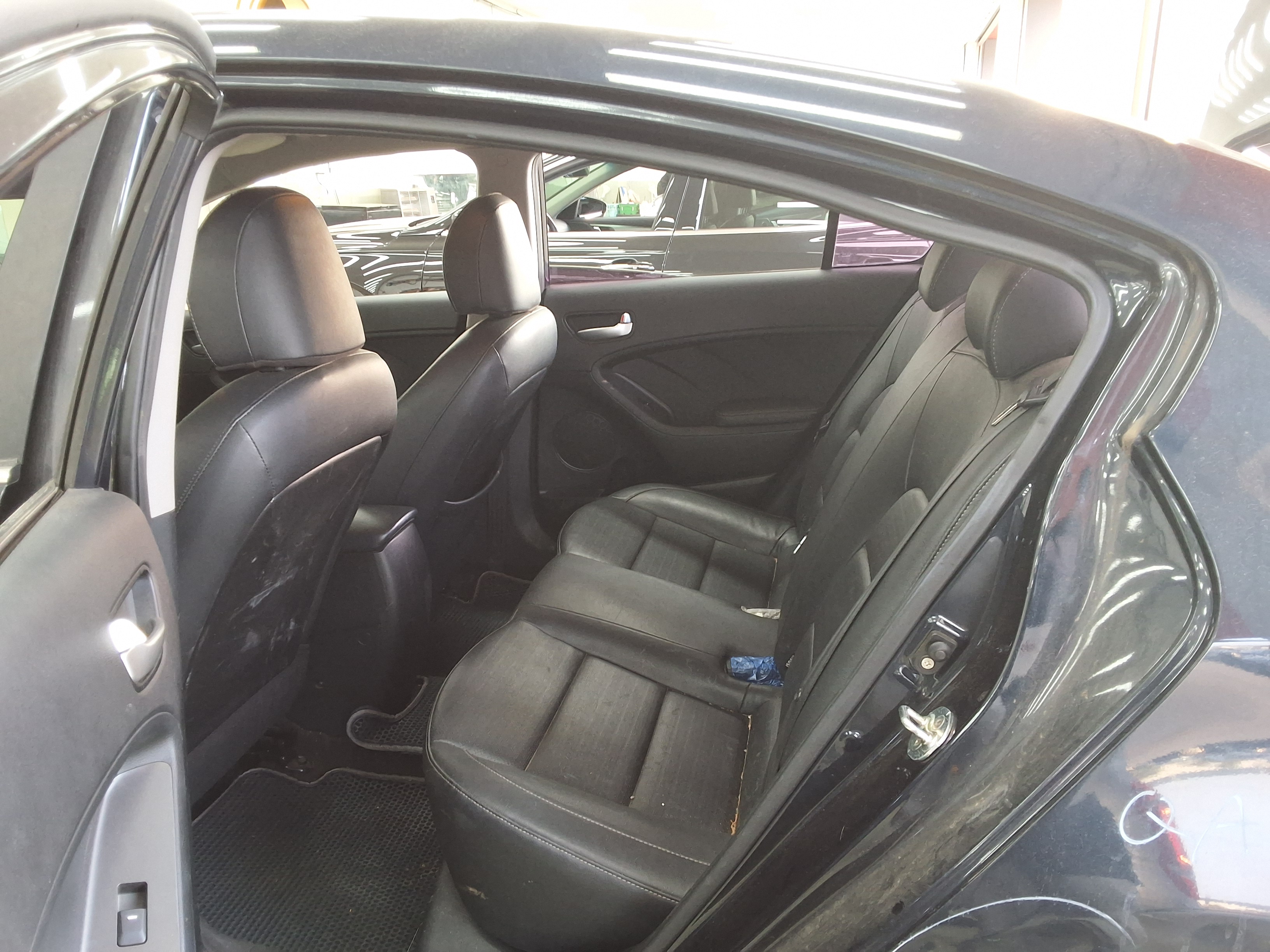 Kia K3 2016 - Image 11