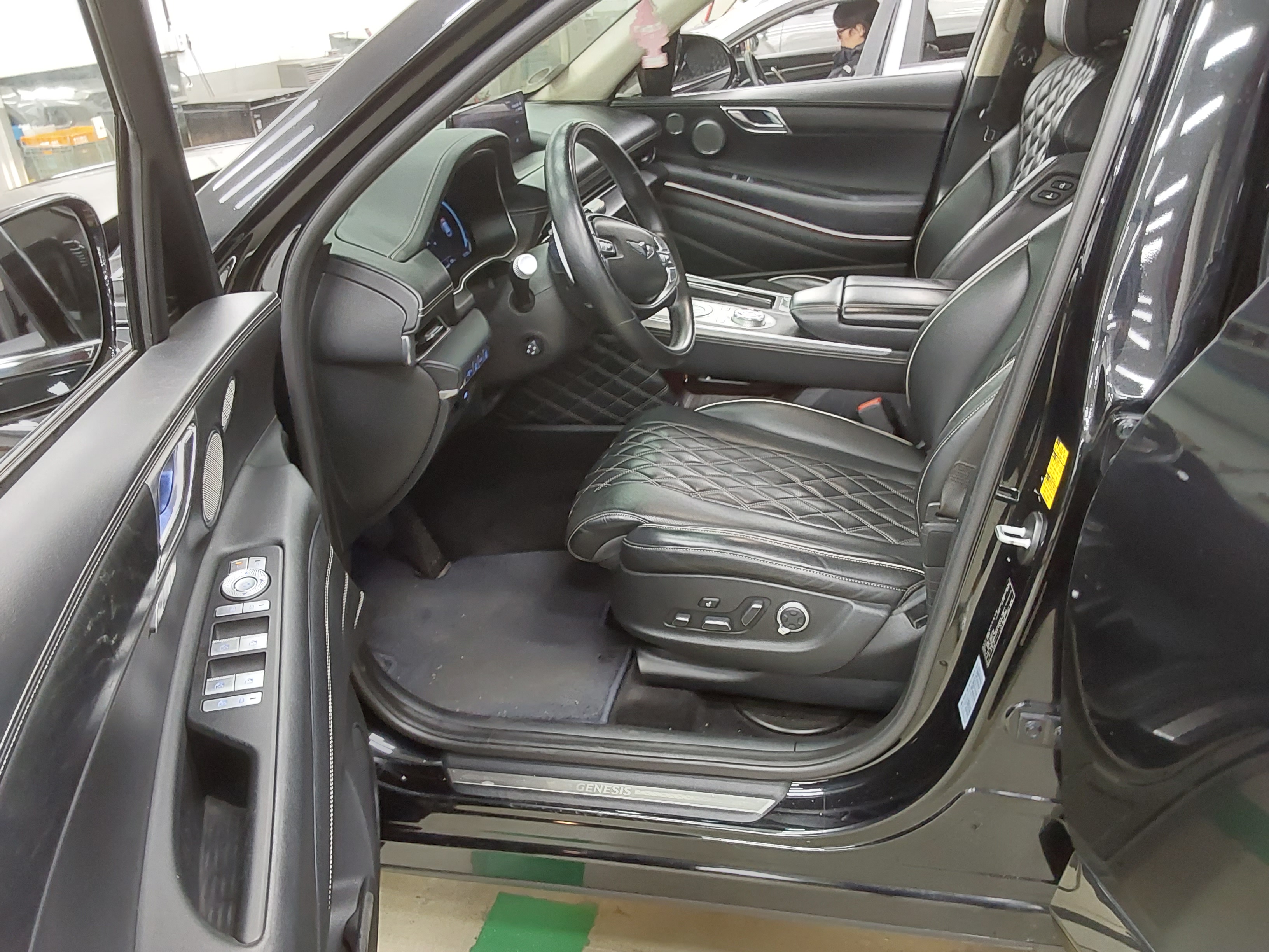 جينيسيس GV80 2020 - صورة 9