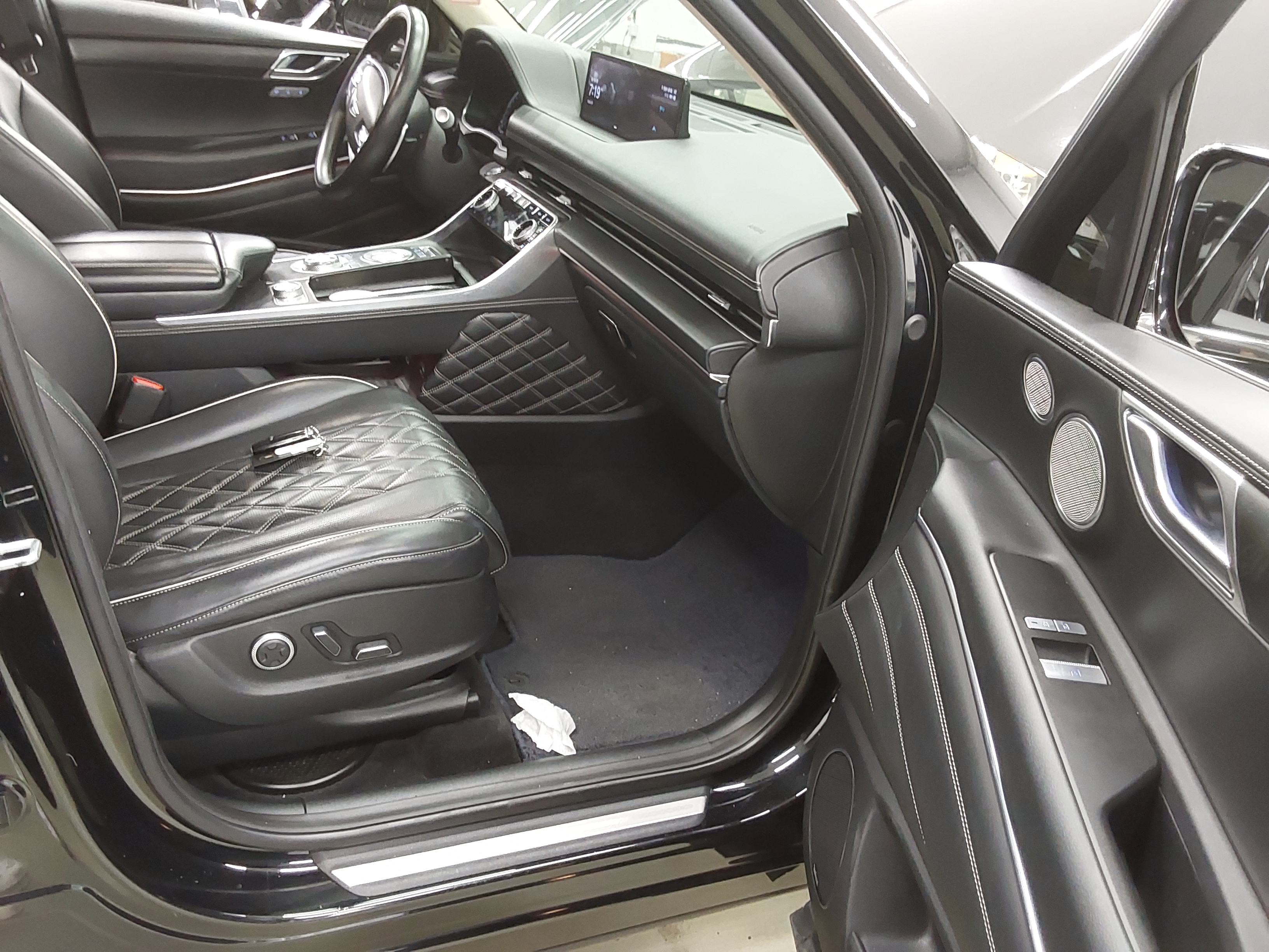 جينيسيس GV80 2020 - صورة 13