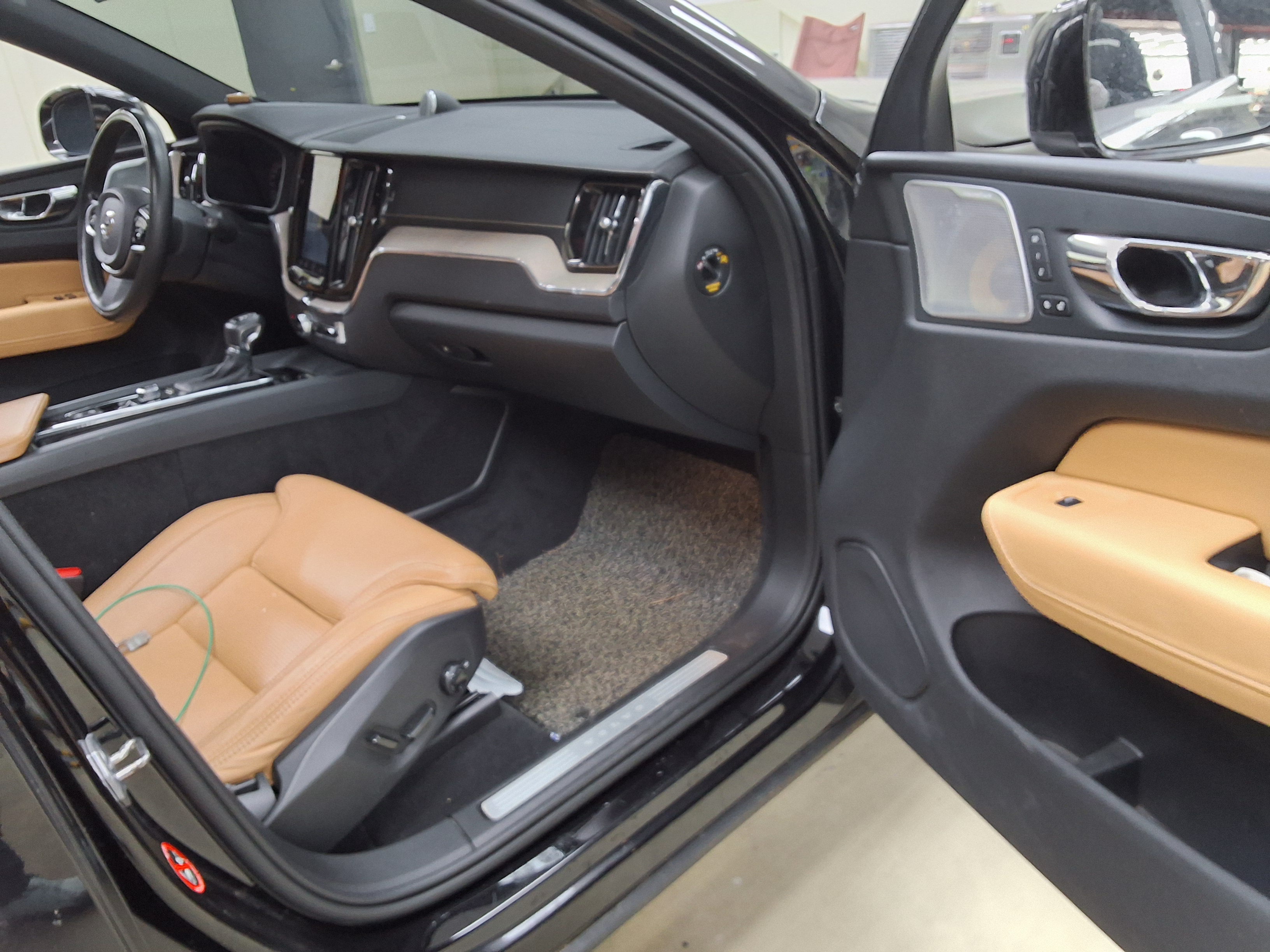 فولفو فولفو 2018 - صورة 12