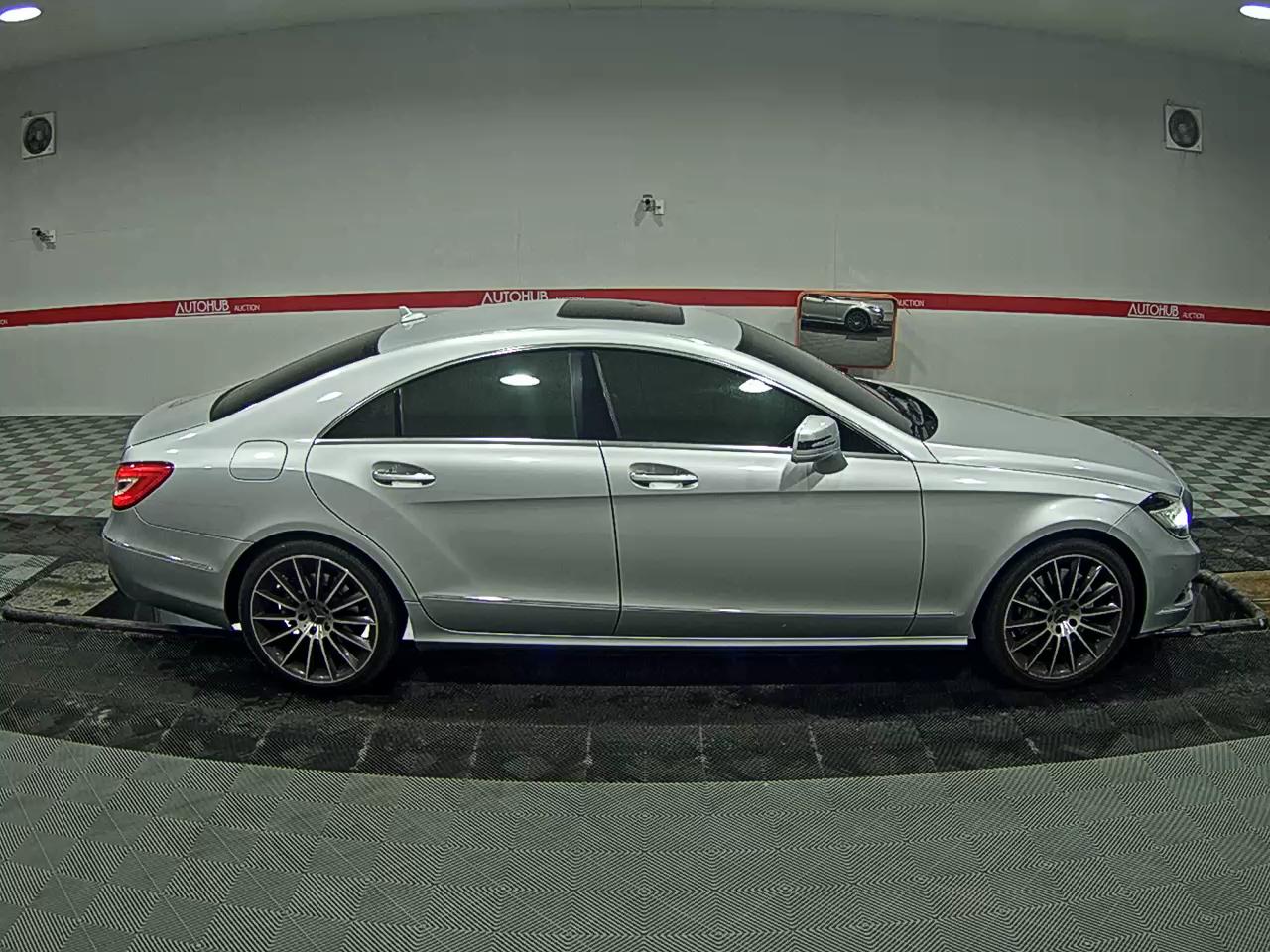 Mercedes-Benz Other 2013 - Image 3