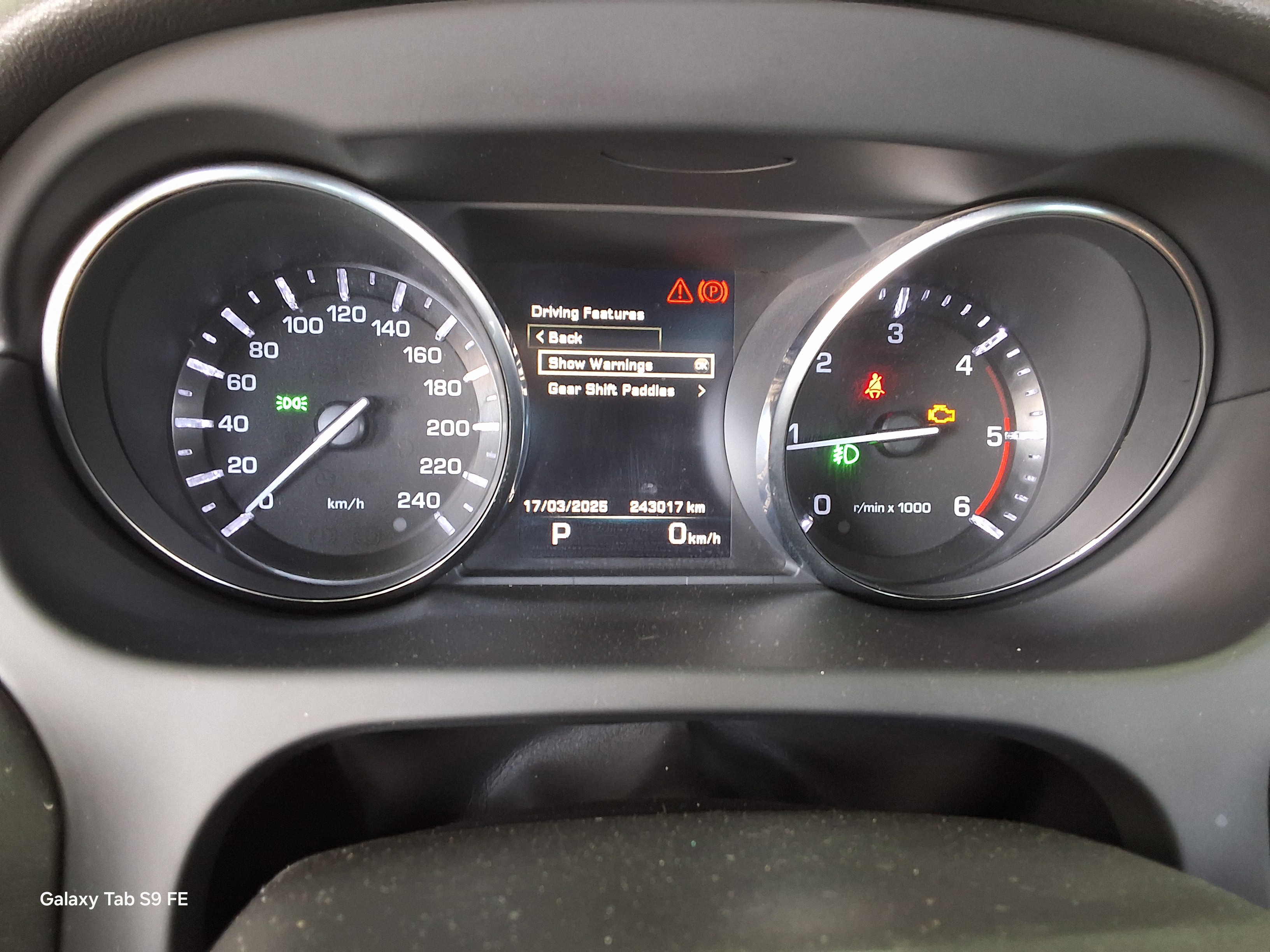 Land Rover Discovery 2016 - Image 8