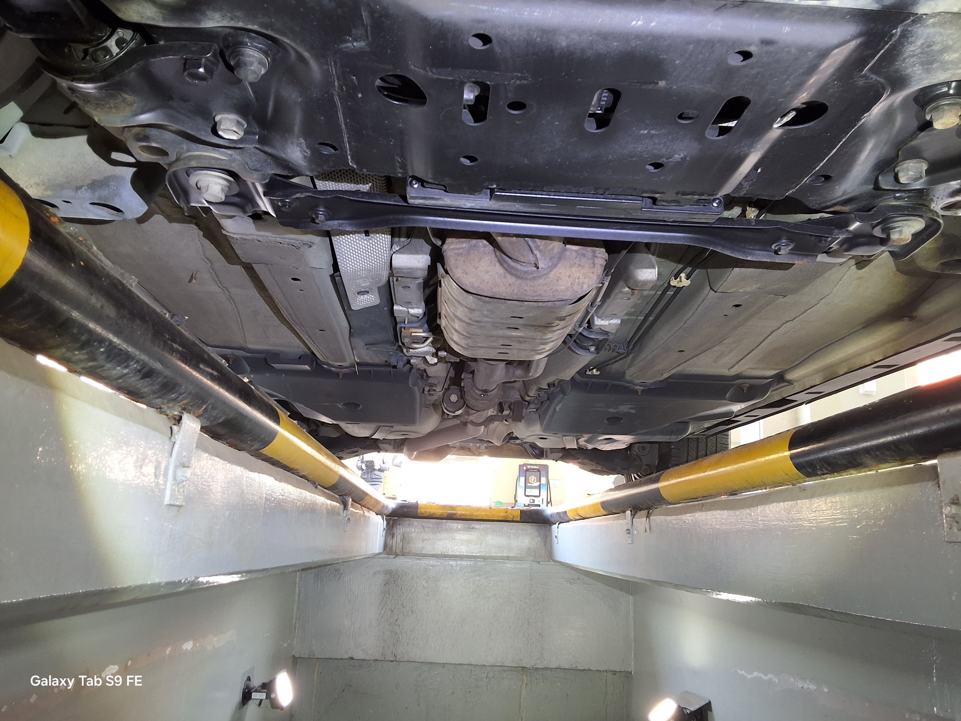Land Rover Discovery 2016 - Image 21
