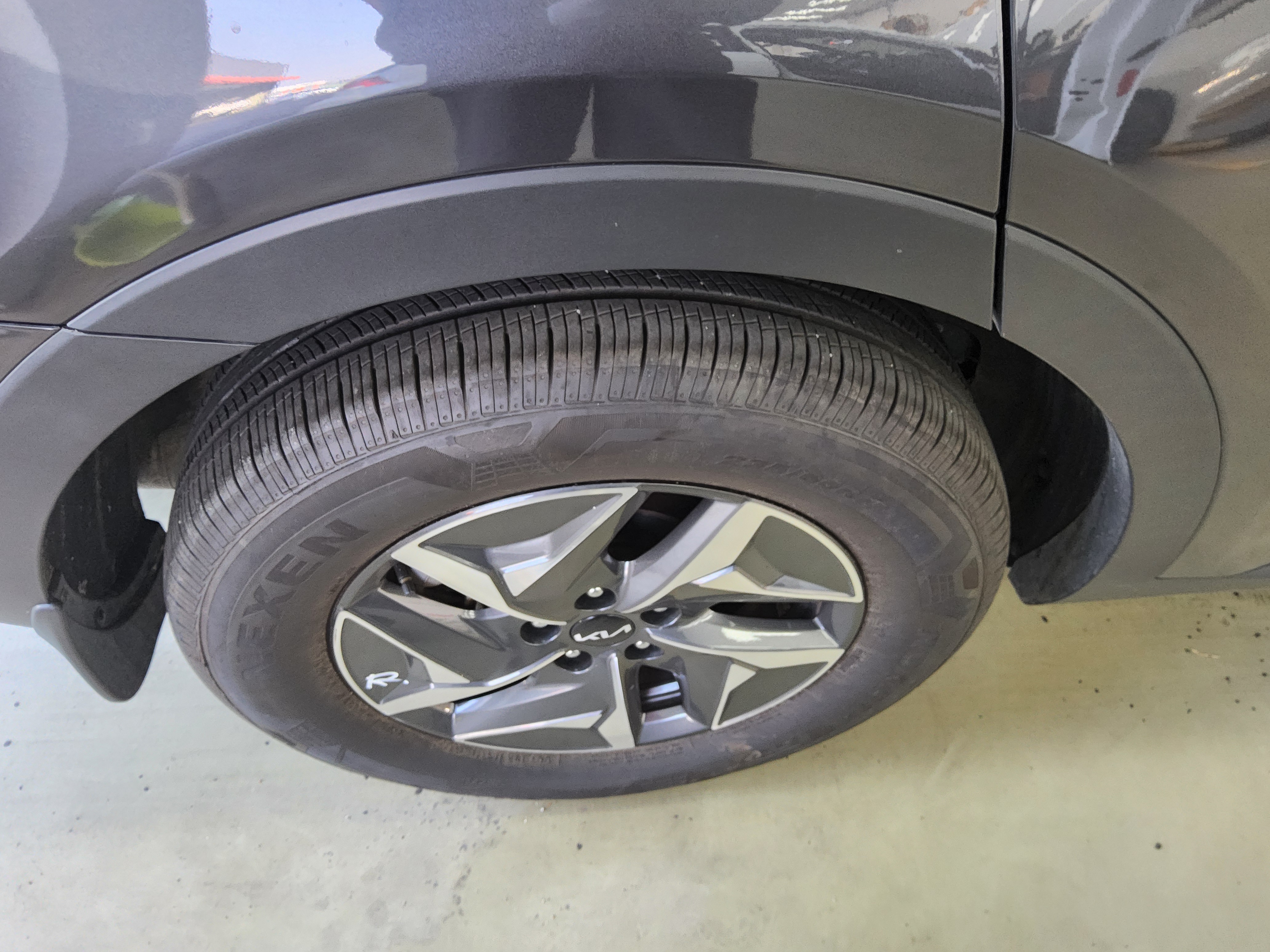 Kia Sorento (New Shape) - 21