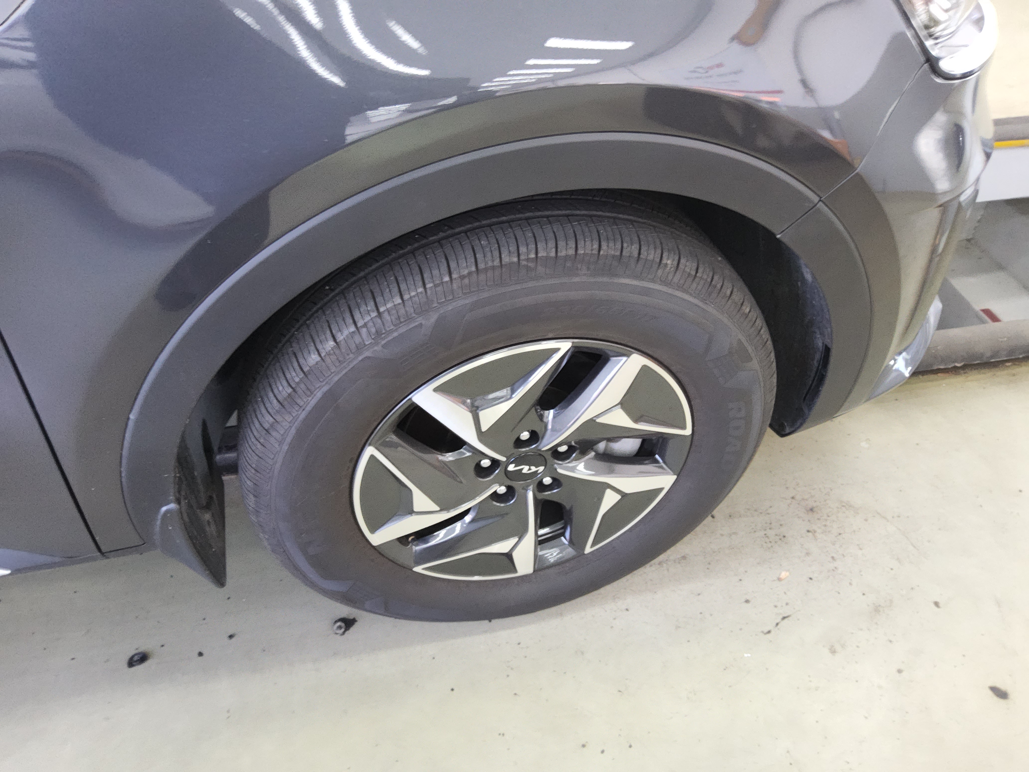 Kia Sorento (New Shape) - 20