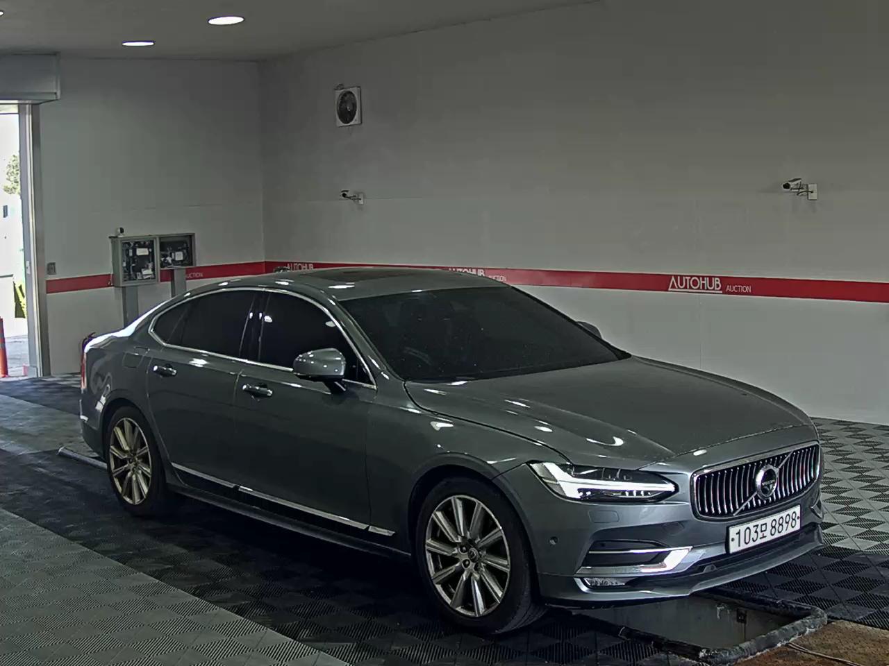 Volvo Volvo 2020 - Image 2