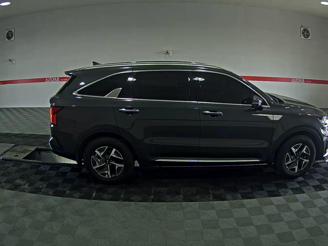 Kia Sorento (New Shape) - 3