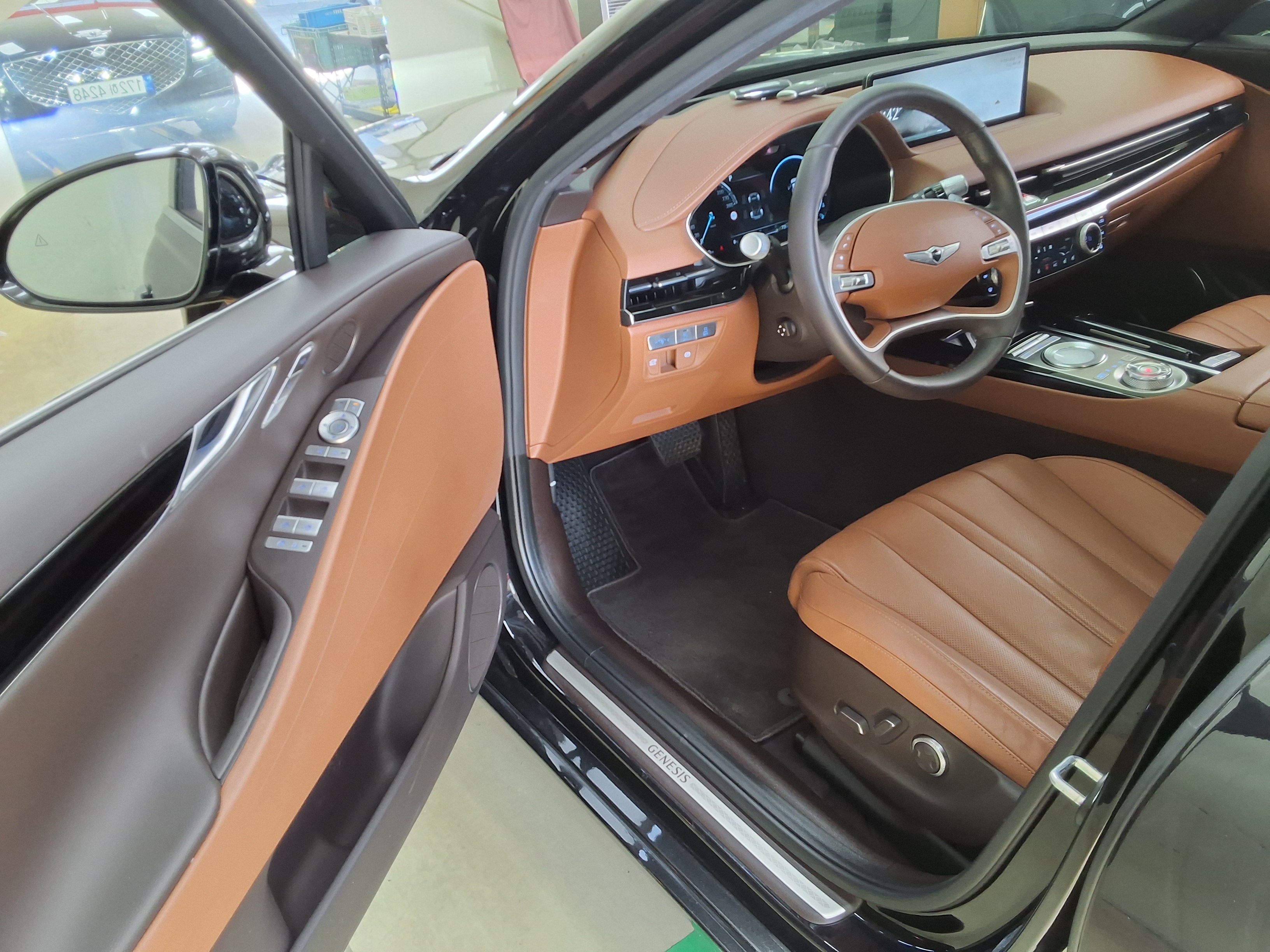 Hyundai Genesis 2022 - Image 9