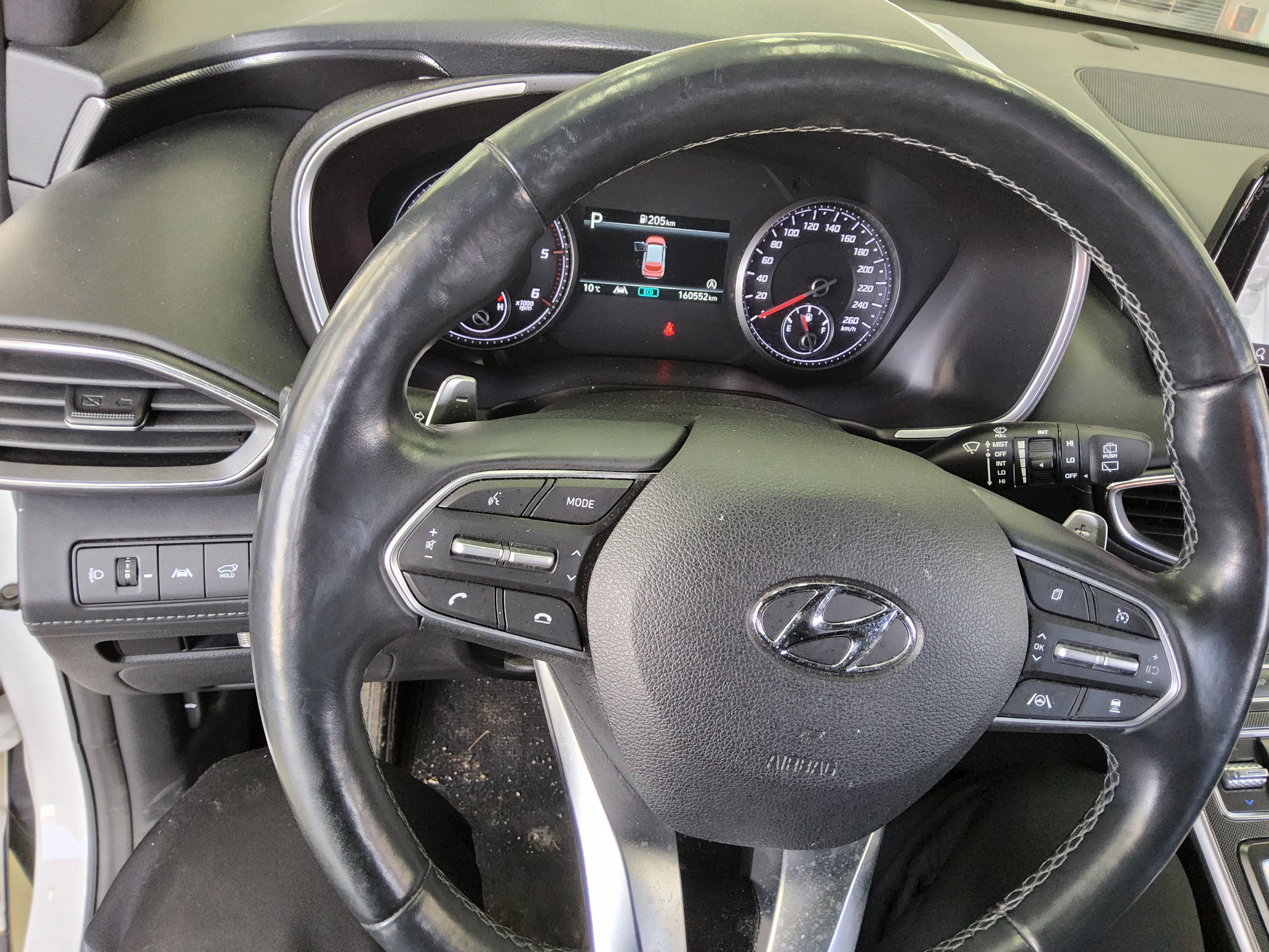 هيونداي سانتافي 2021 - صورة 16