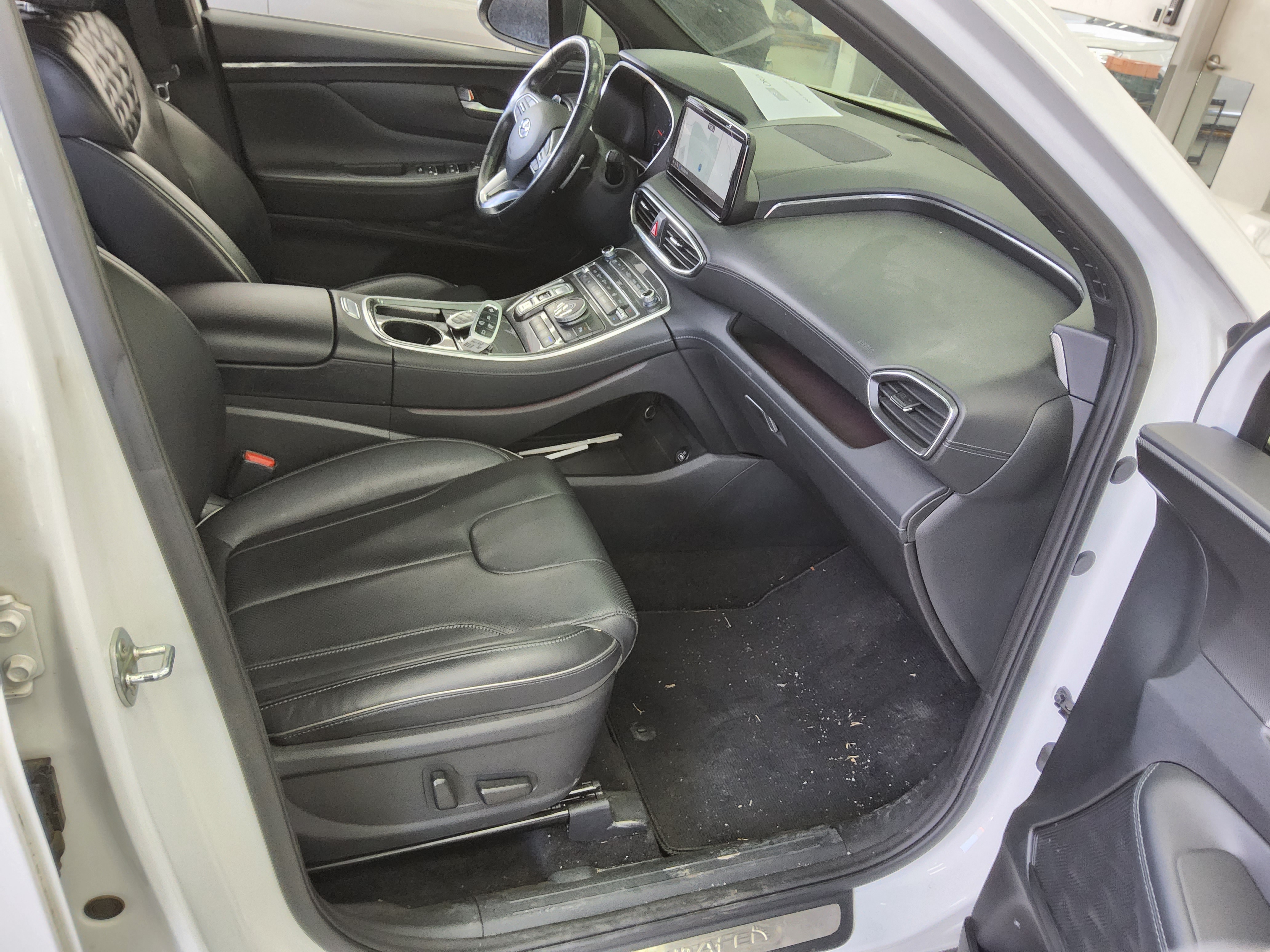 هيونداي سانتافي 2021 - صورة 13