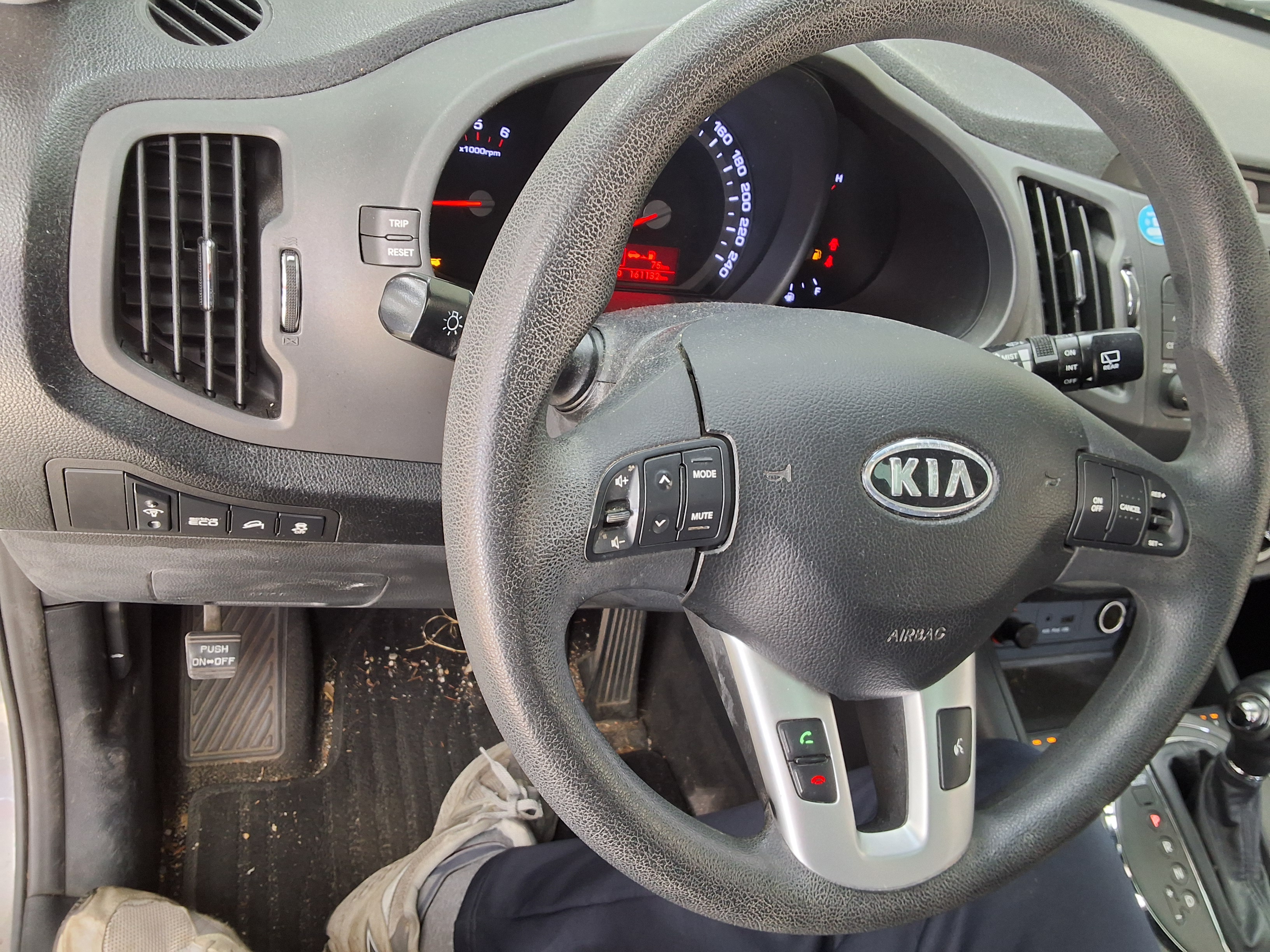 كيا سبورتاج 2012 - صورة 16