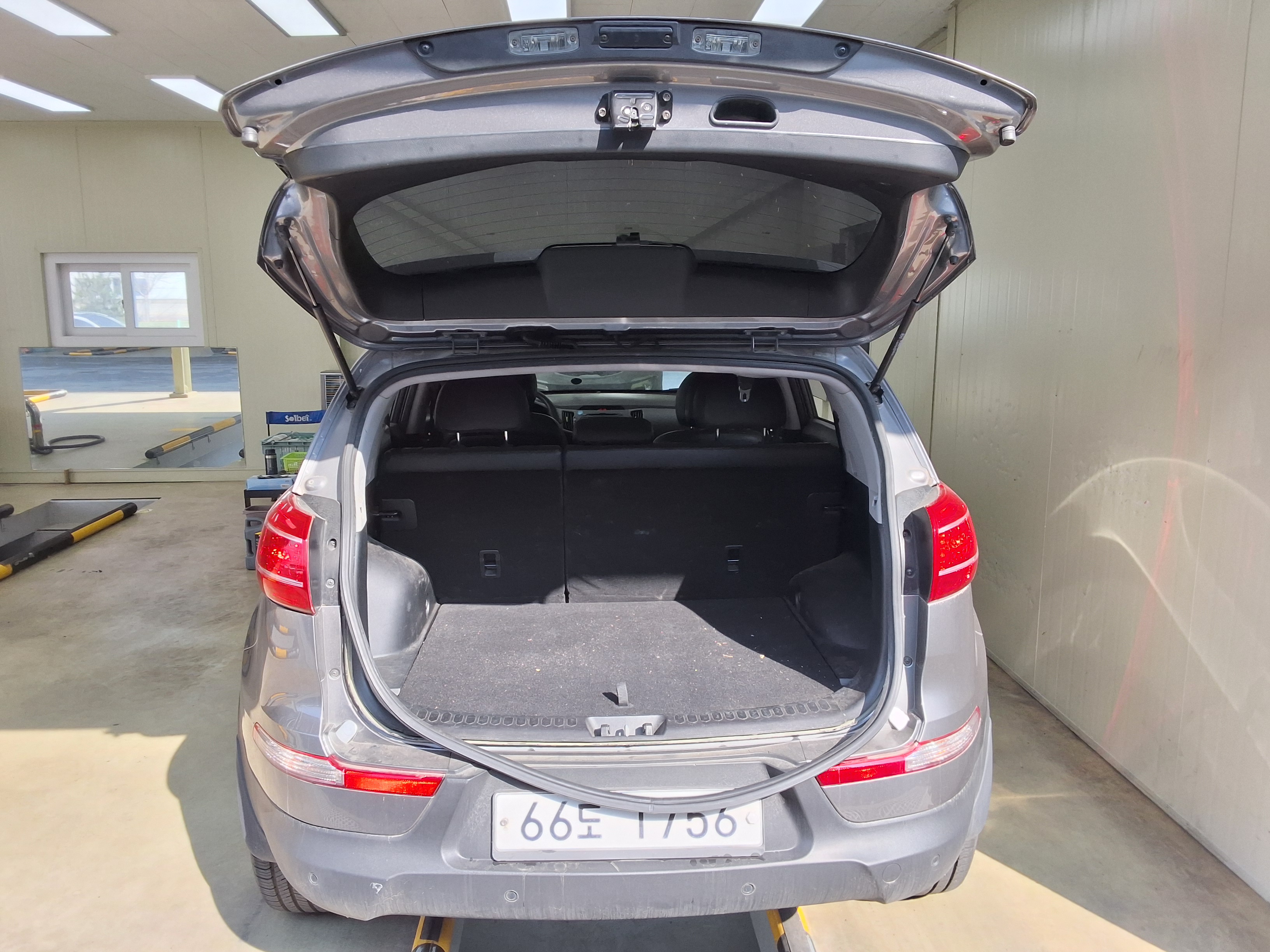 كيا سبورتاج 2012 - صورة 14