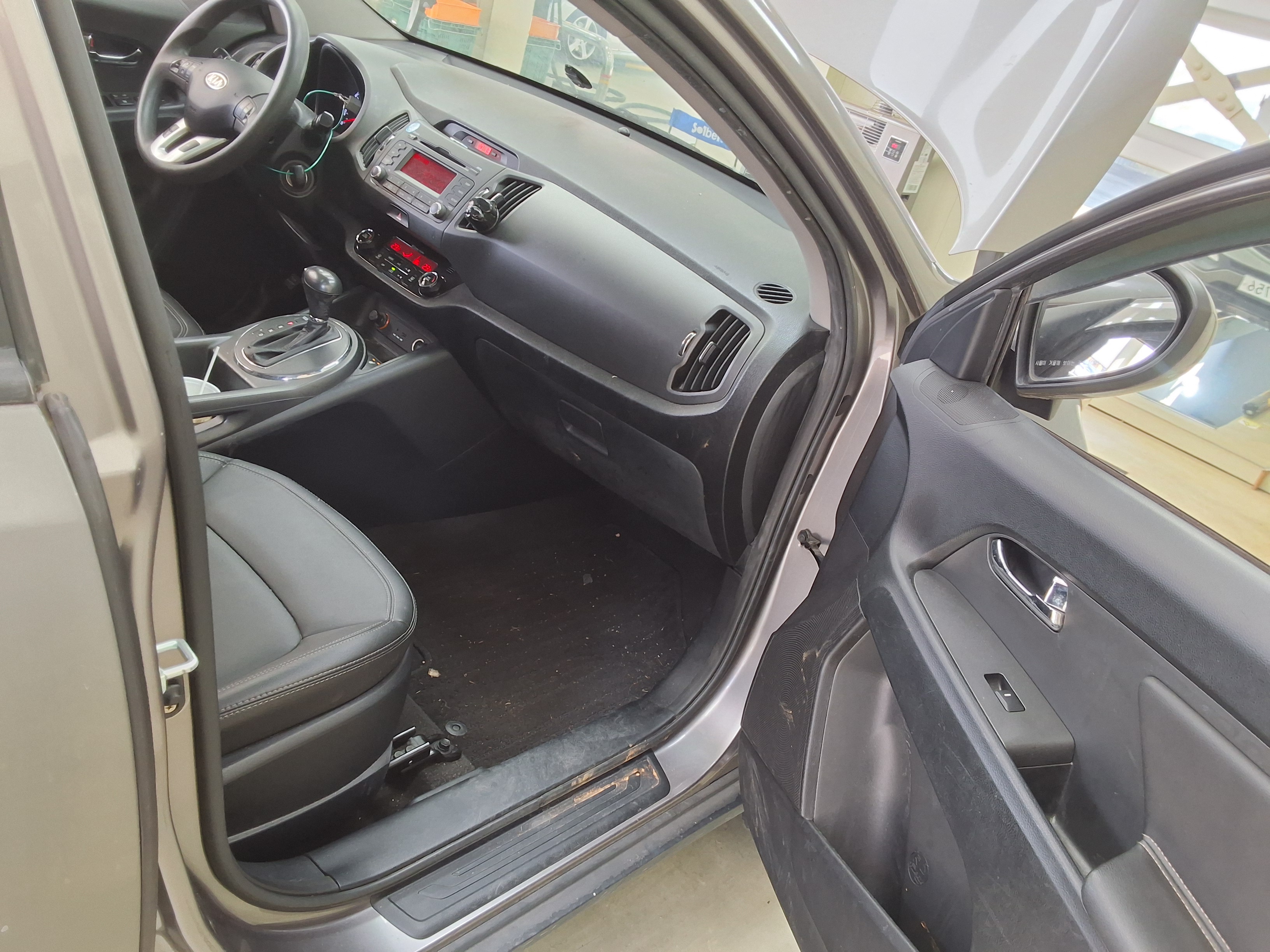 كيا سبورتاج 2012 - صورة 13