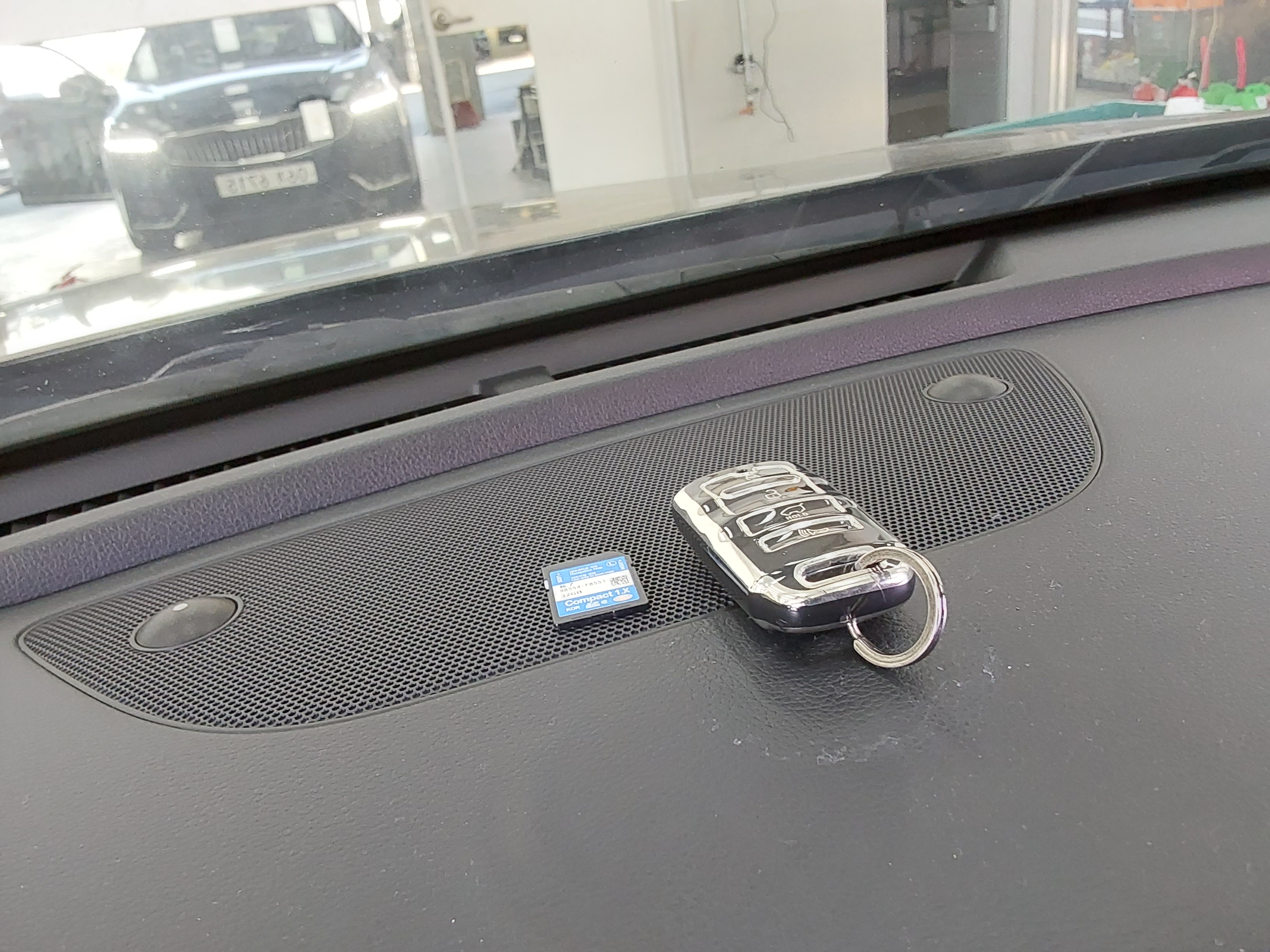 كيا أخرى 2017 - صورة 17