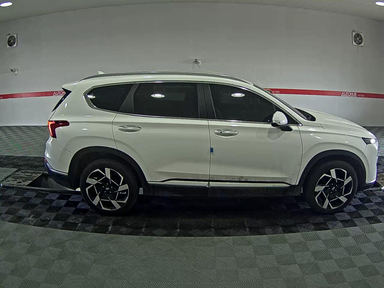 هيونداي سانتافي 2021 - صورة 3