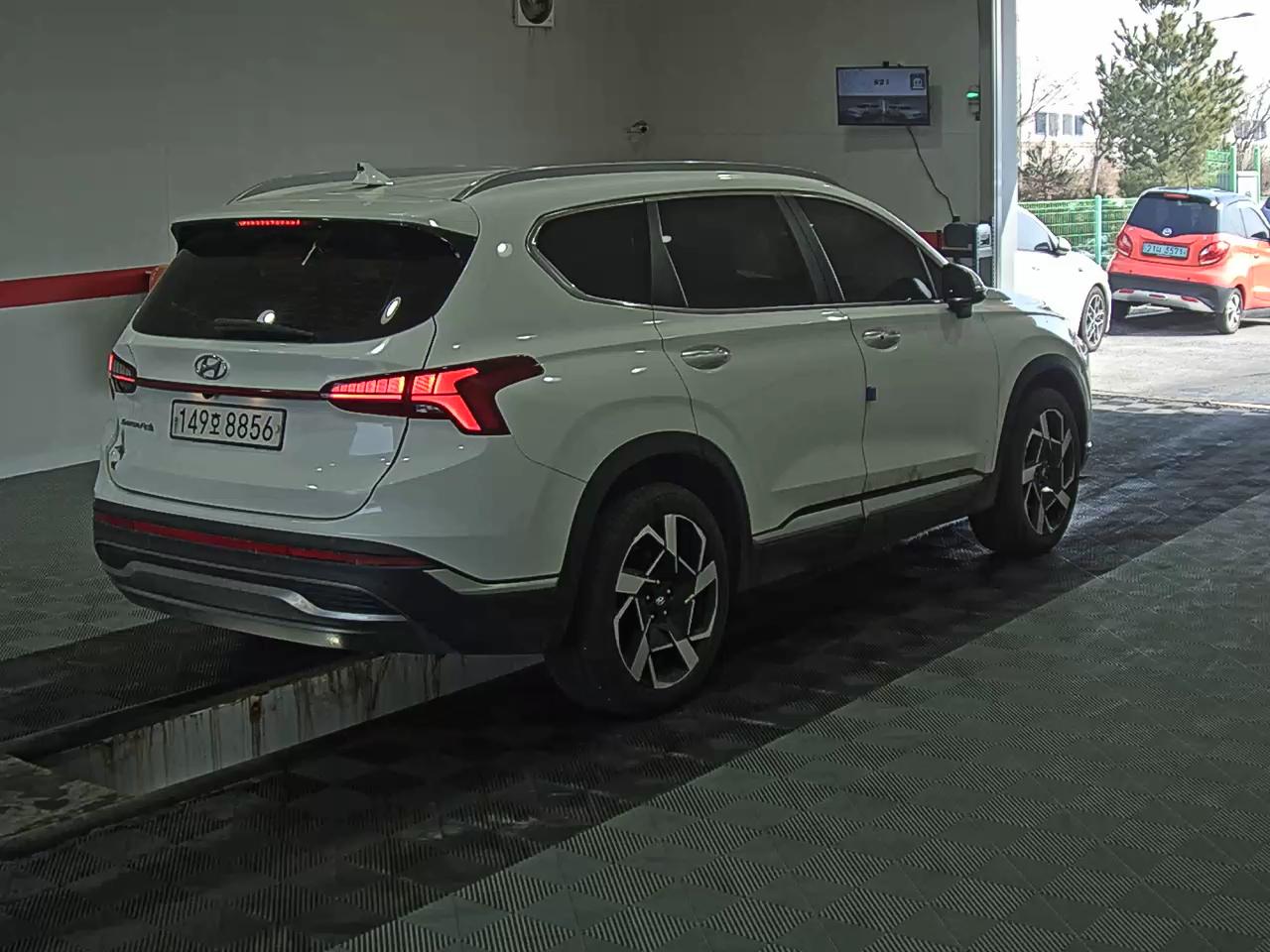 هيونداي سانتافي 2021 - صورة 4