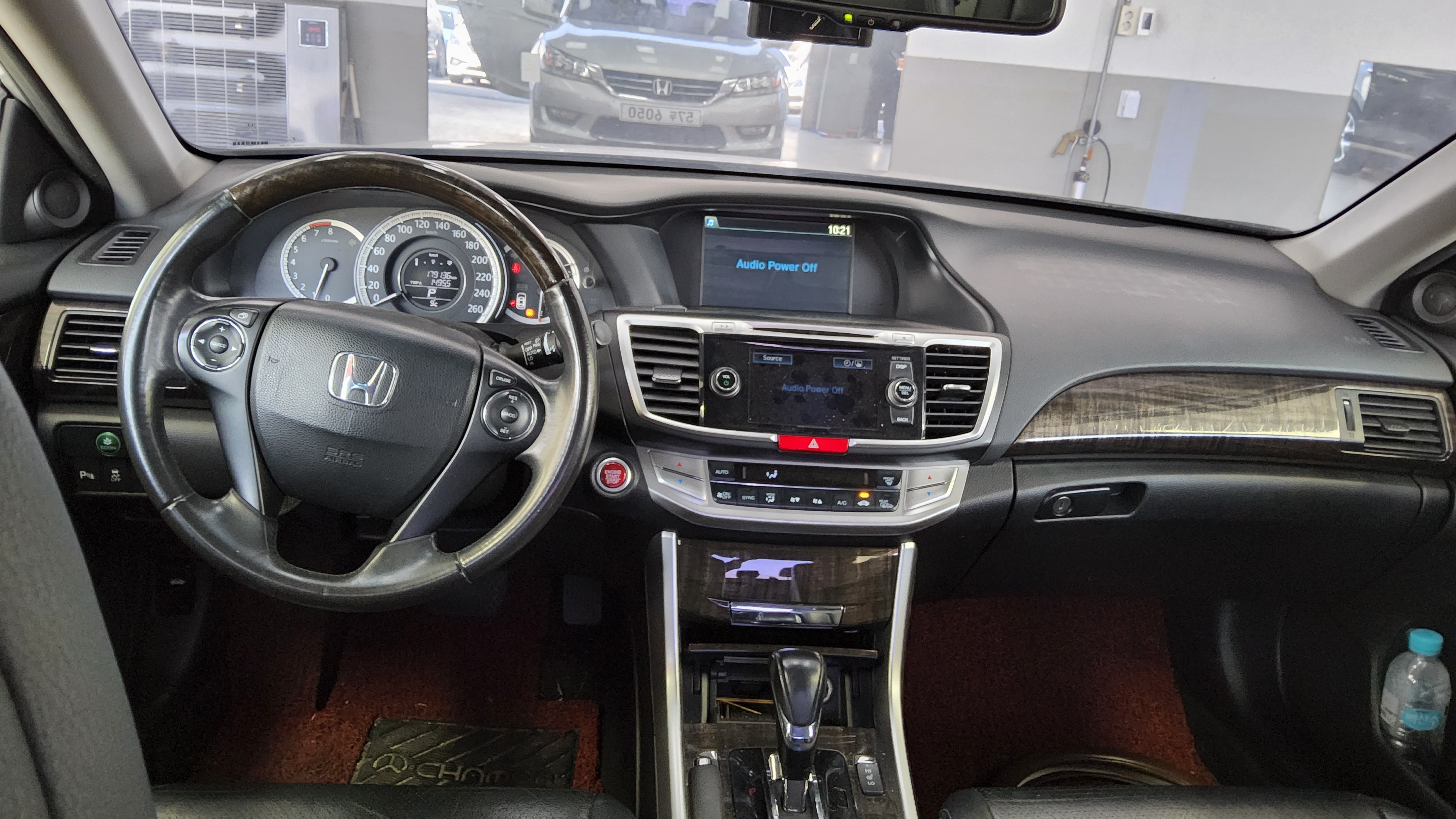 Honda Accord - 10